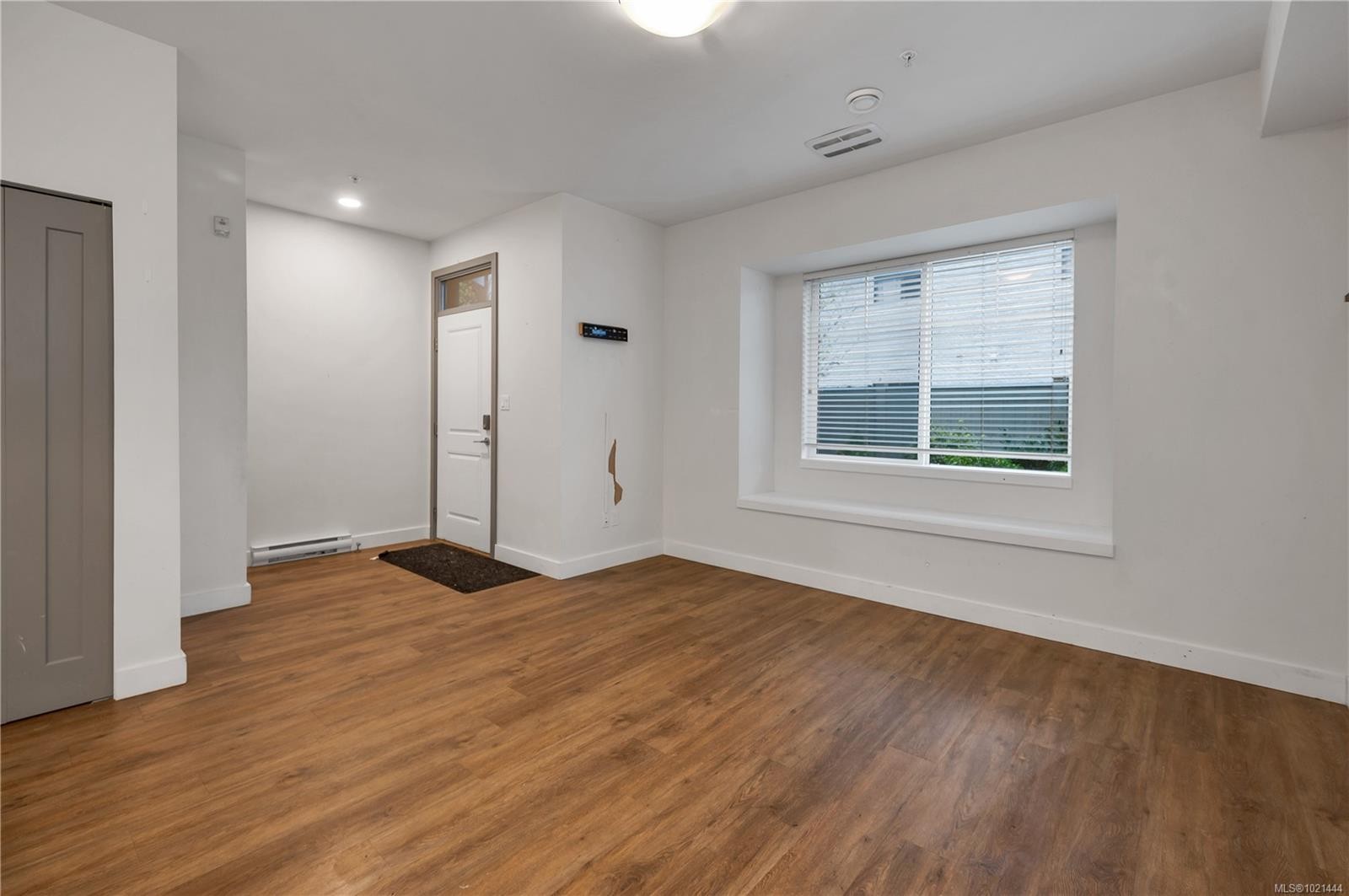 









796


Island

Hwy South, 4,
Campbell River,




BC
V9W 1A6

