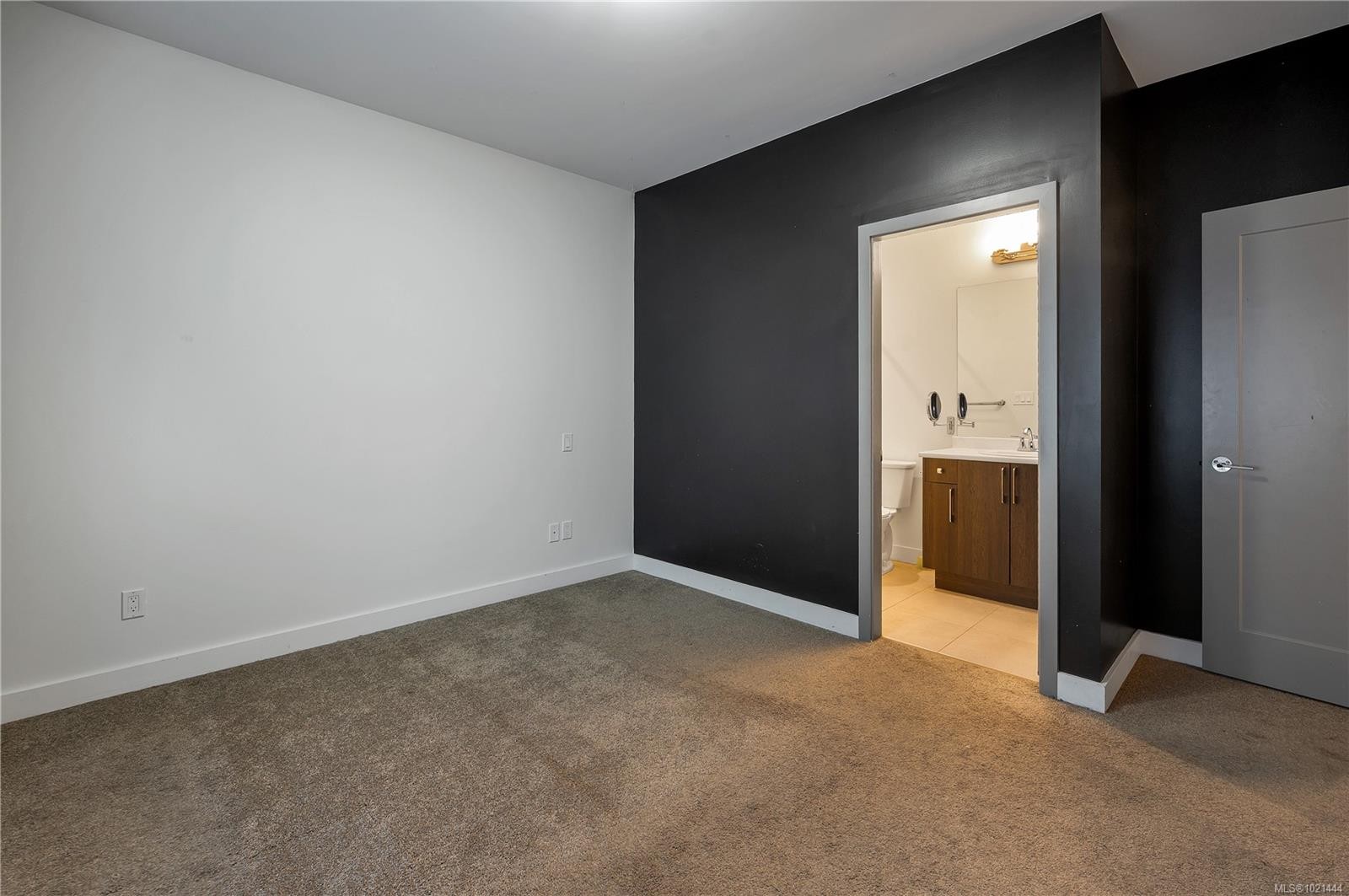 









796


Island

Hwy South, 4,
Campbell River,




BC
V9W 1A6

