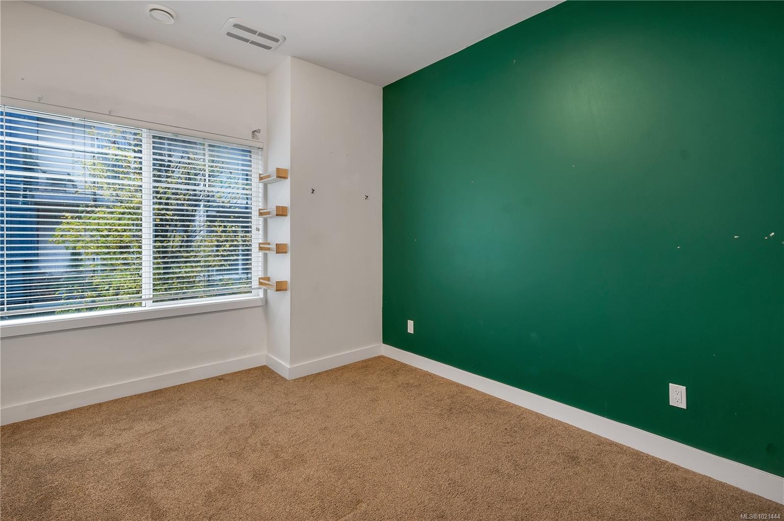 









796


Island

Hwy South, 4,
Campbell River,




BC
V9W 1A6

