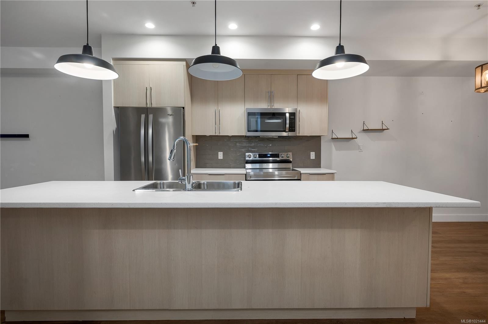 









796


Island

Hwy South, 4,
Campbell River,




BC
V9W 1A6

