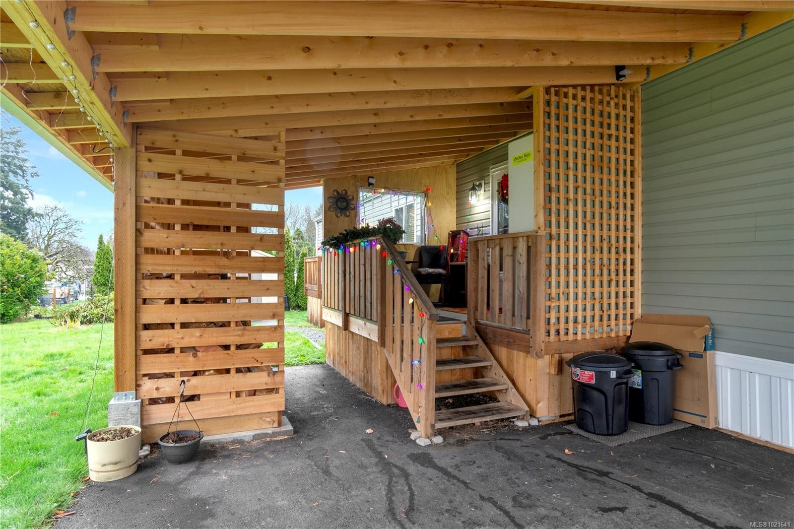 









1


Honey

Dr,
Nanaimo,




BC
V9R 5N1

