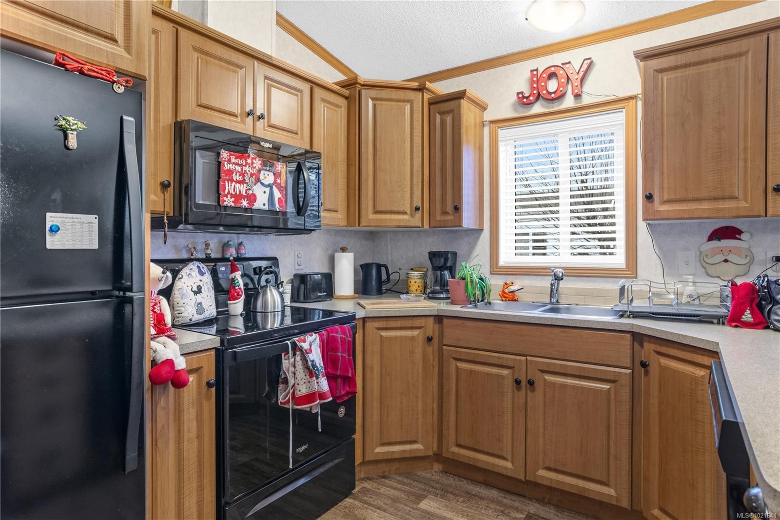 









1


Honey

Dr,
Nanaimo,




BC
V9R 5N1

