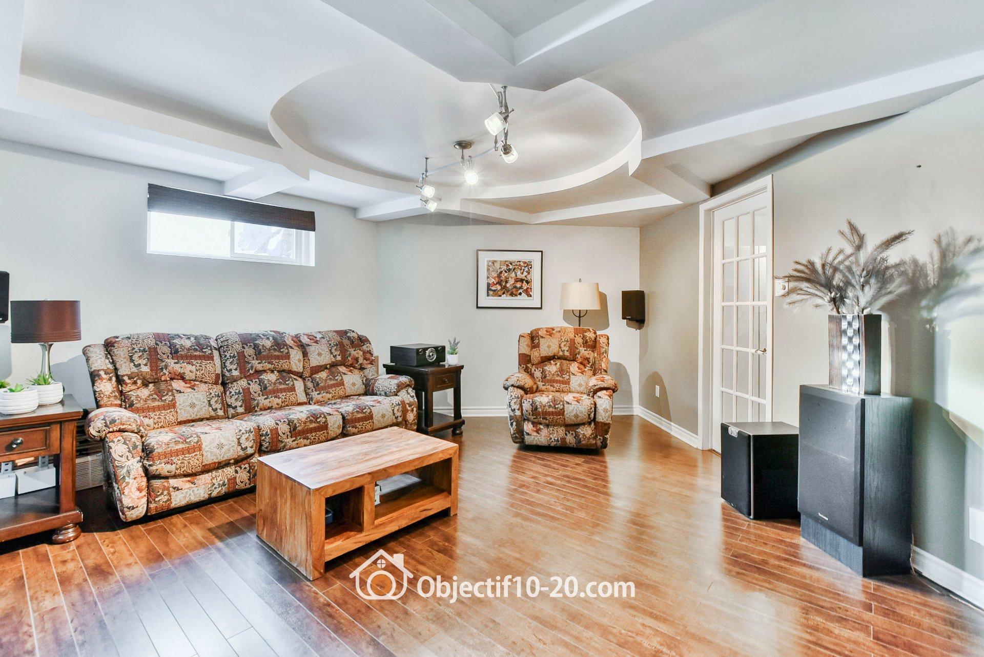 









113


Rue de l'Émeraude

,
Saint-Colomban,




QC
J5K2C8

