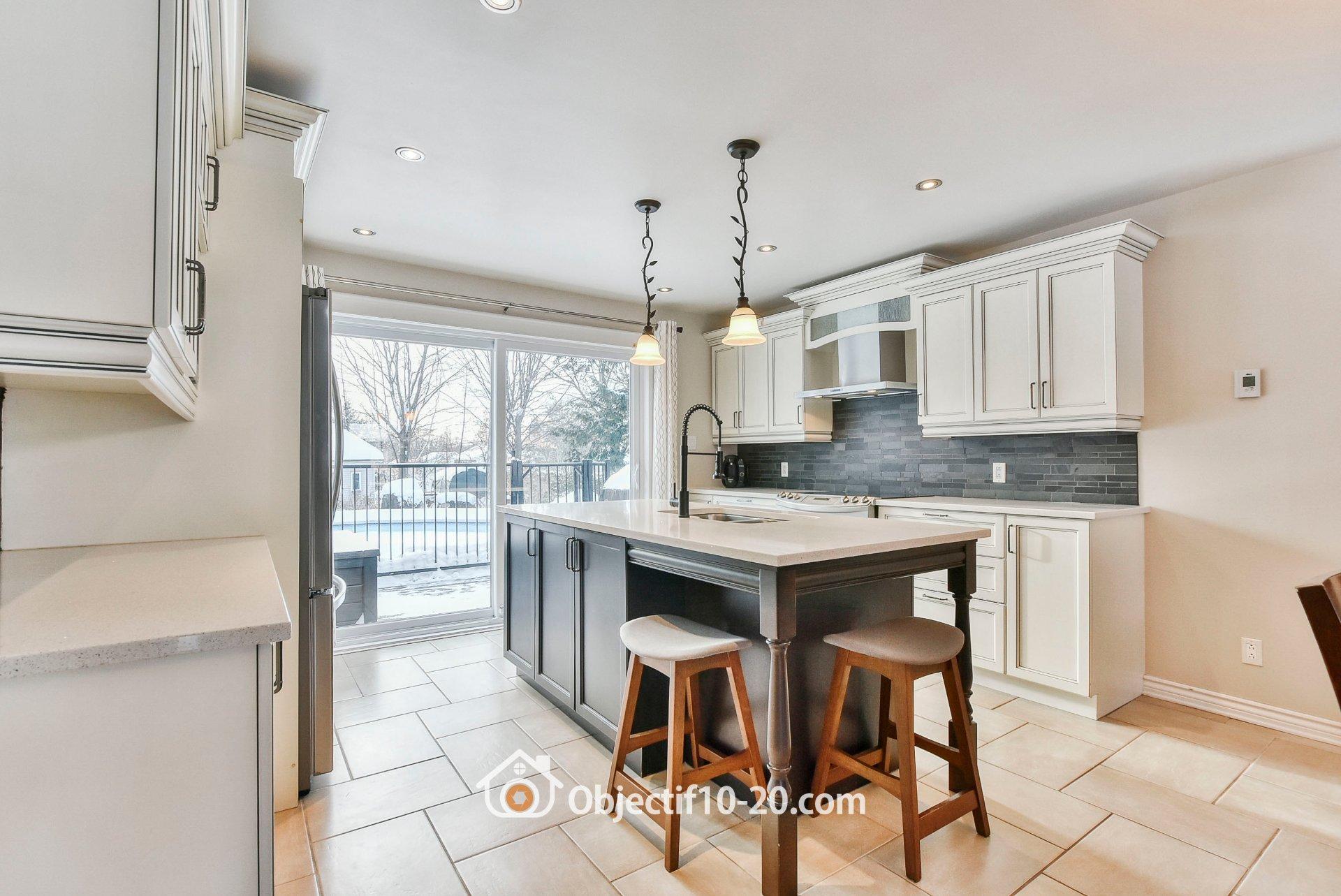 









113


Rue de l'Émeraude

,
Saint-Colomban,




QC
J5K2C8

