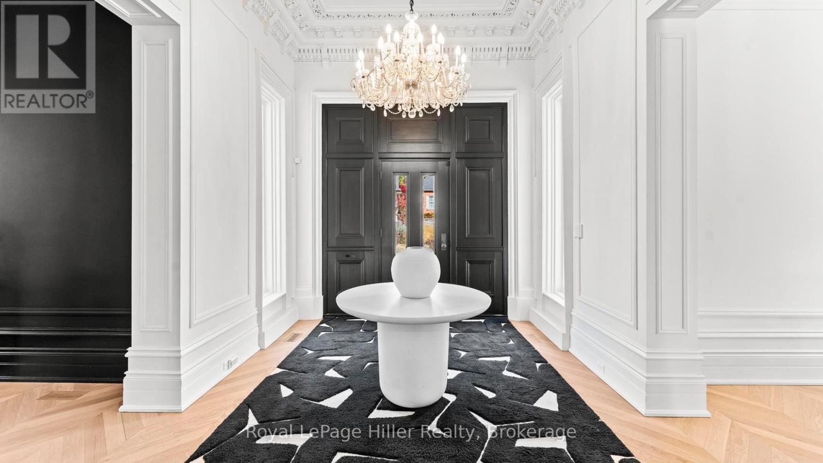 












113 WILLIAM STREET

,
Stratford,




Ontario
N5A4X9

