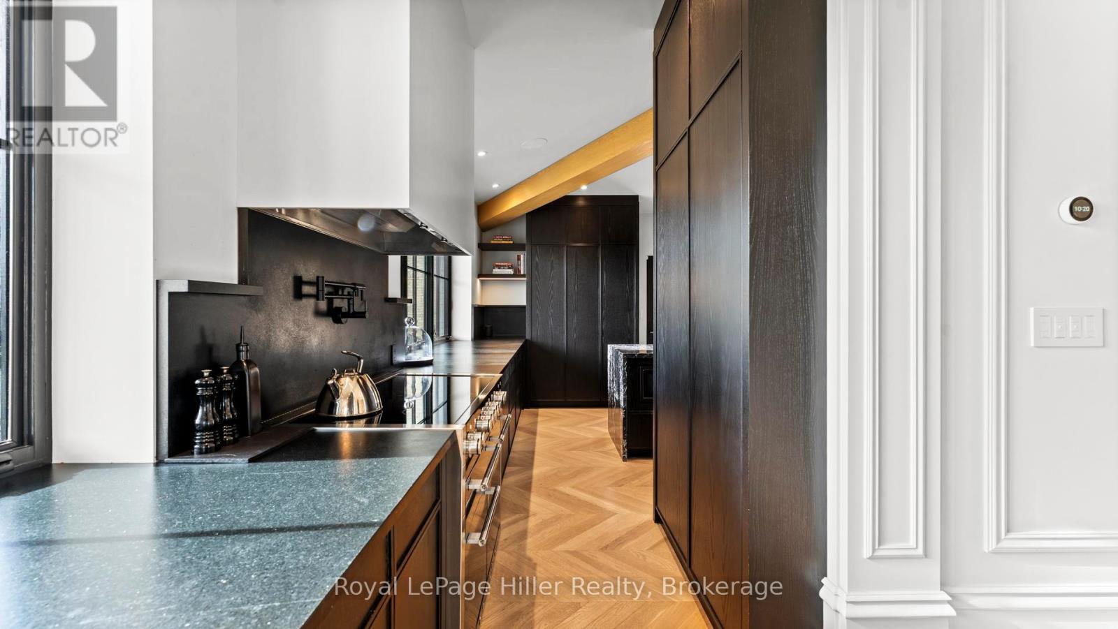 












113 WILLIAM STREET

,
Stratford,




Ontario
N5A4X9

