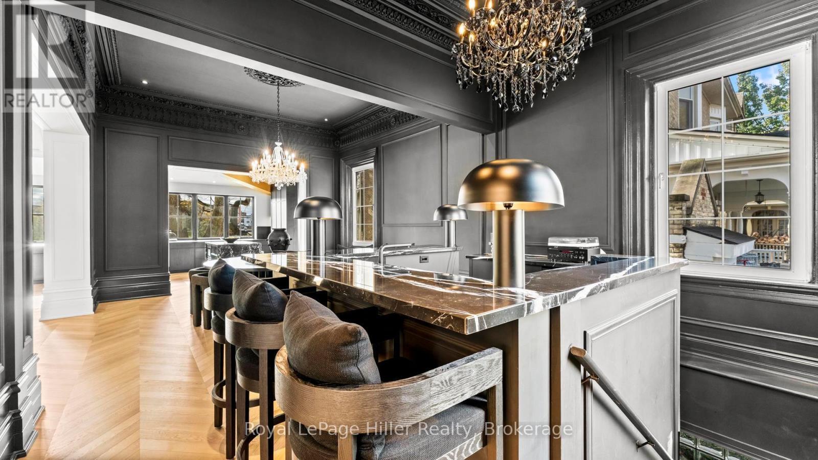 












113 WILLIAM STREET

,
Stratford,




Ontario
N5A4X9

