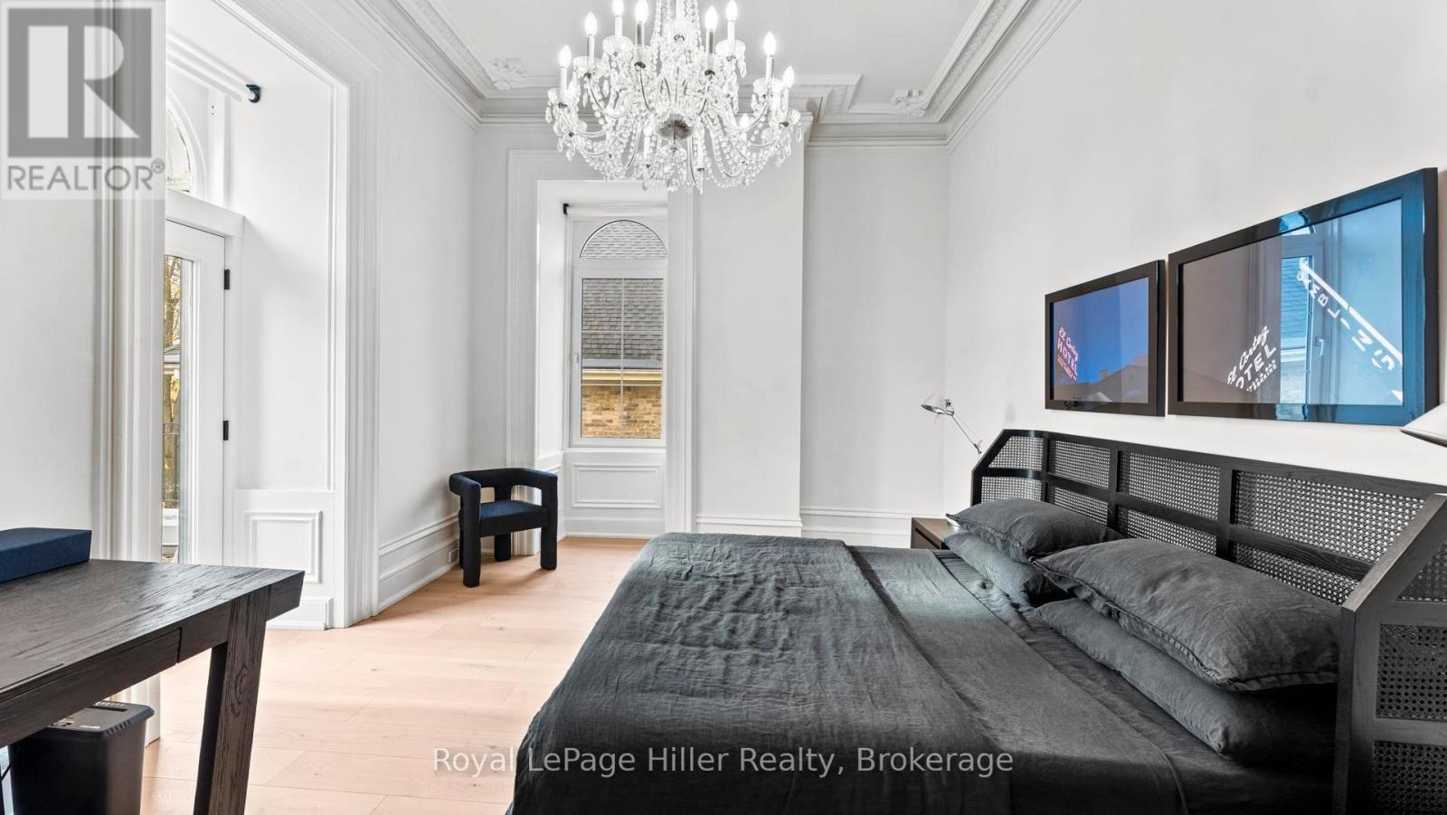 












113 WILLIAM STREET

,
Stratford,




Ontario
N5A4X9

