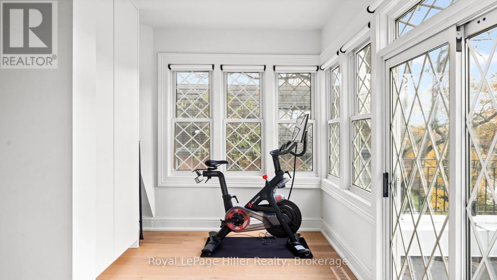 












113 WILLIAM STREET

,
Stratford,




Ontario
N5A4X9

