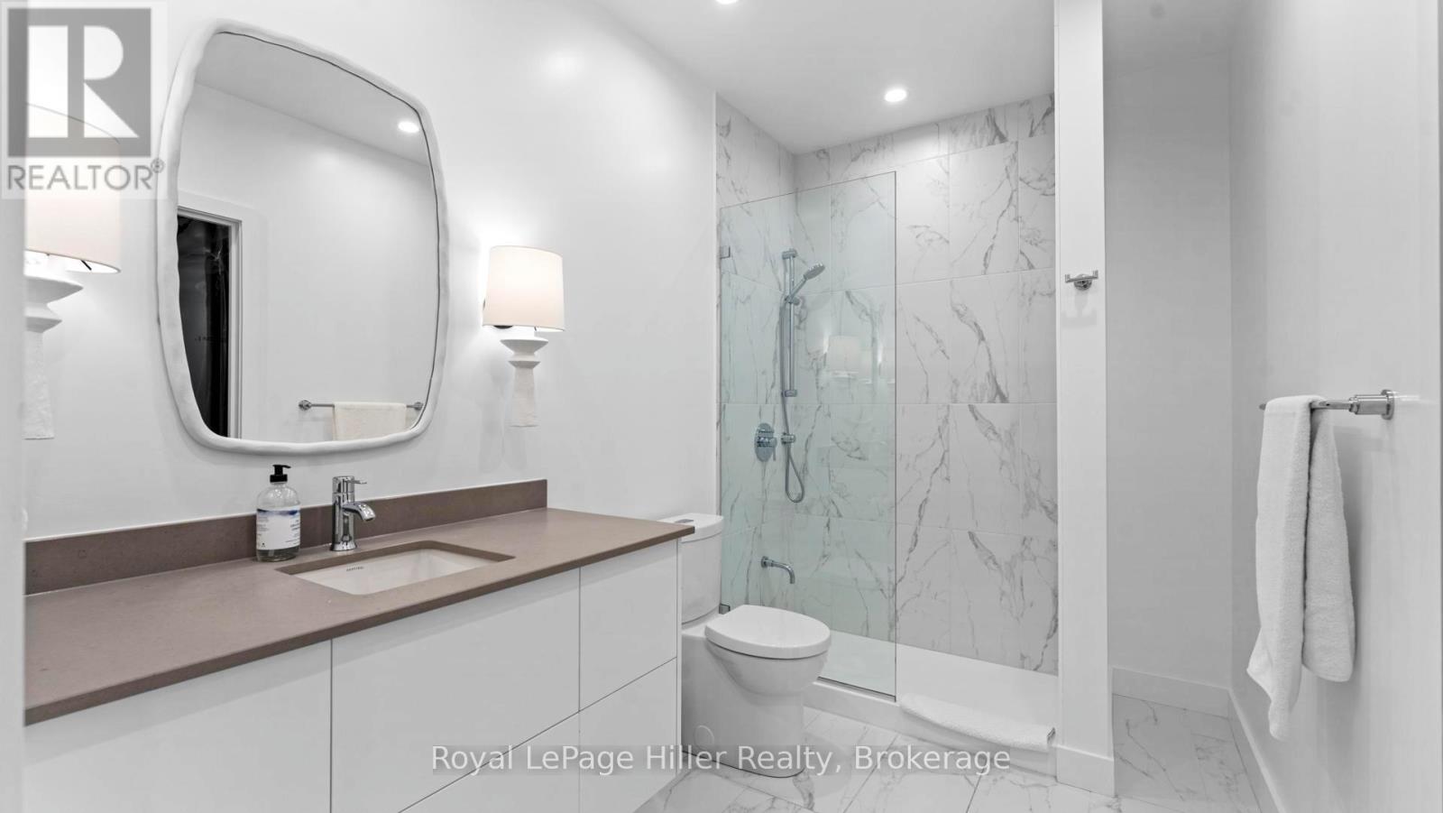 












113 WILLIAM STREET

,
Stratford,




Ontario
N5A4X9

