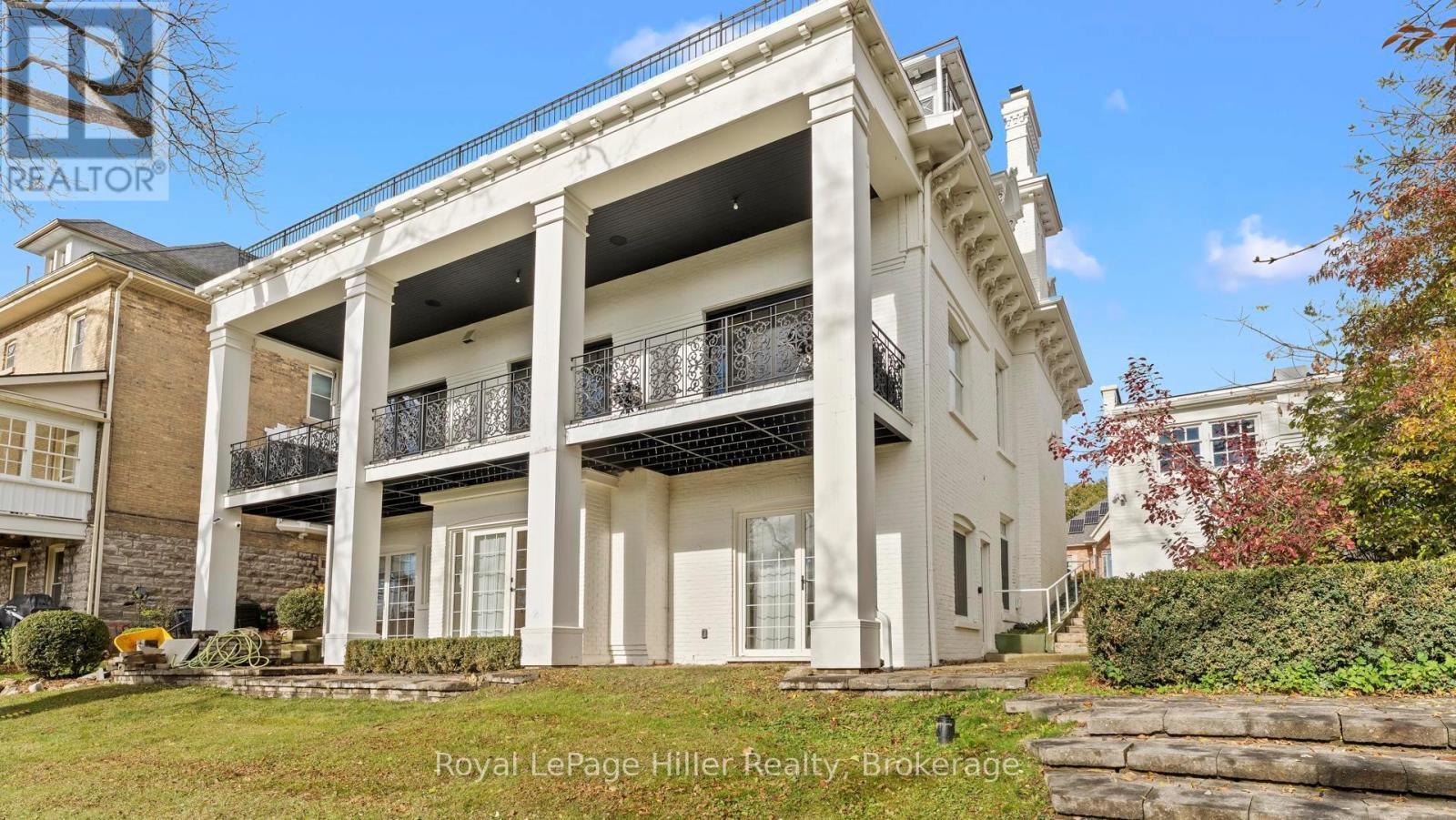 












113 WILLIAM STREET

,
Stratford,




Ontario
N5A4X9

