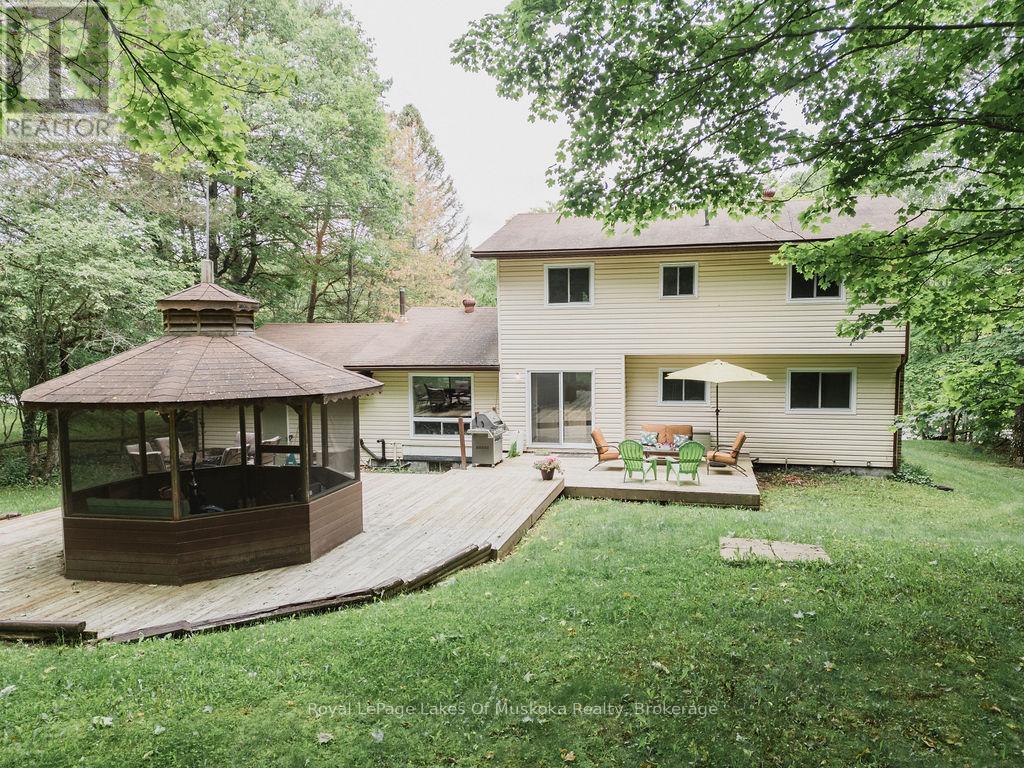 












12 MURRAY STREET

,
Sundridge,




Ontario
P0A1Z0


