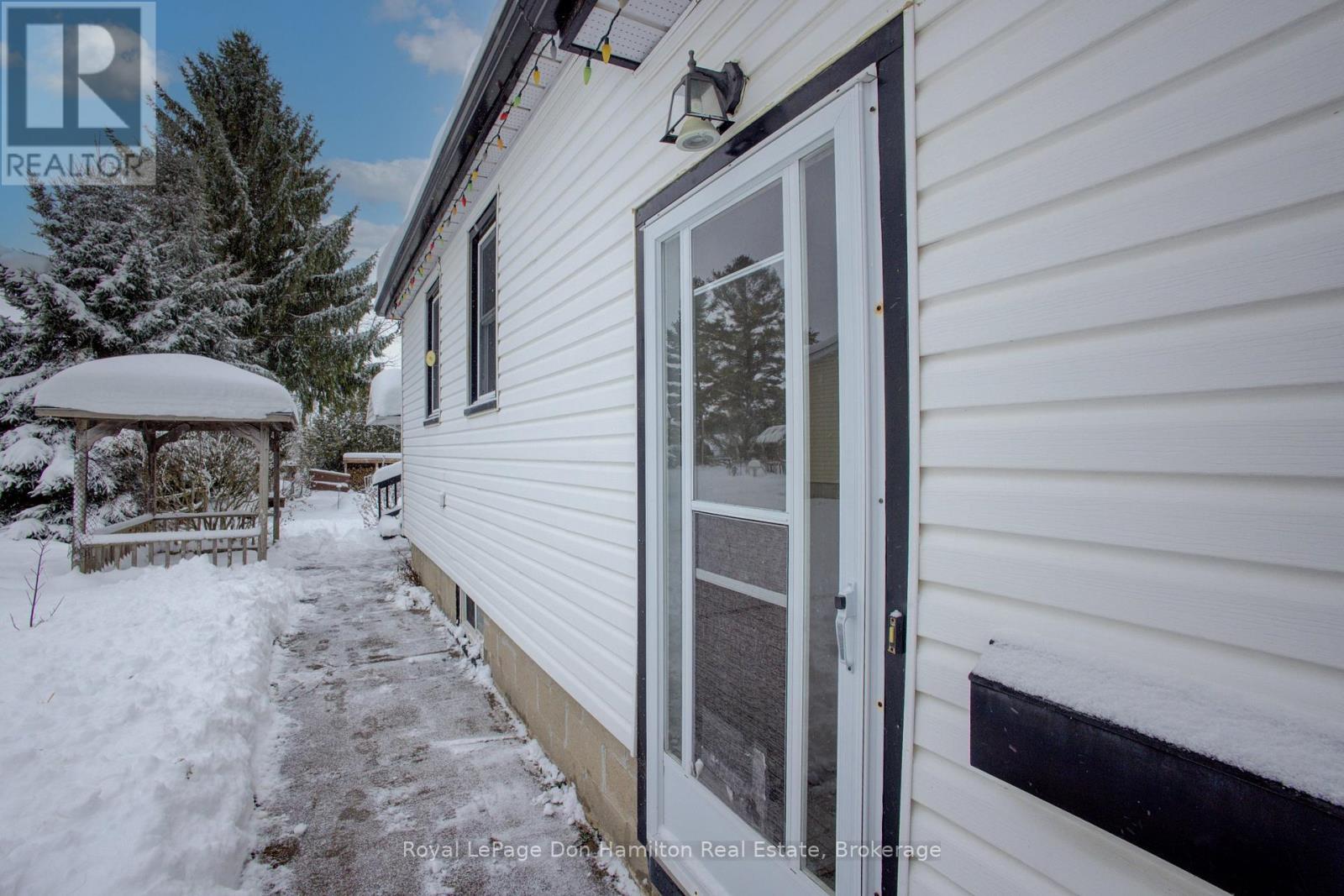 












34 GEORGE STREET N

,
West Grey,




Ontario
N0G1S0

