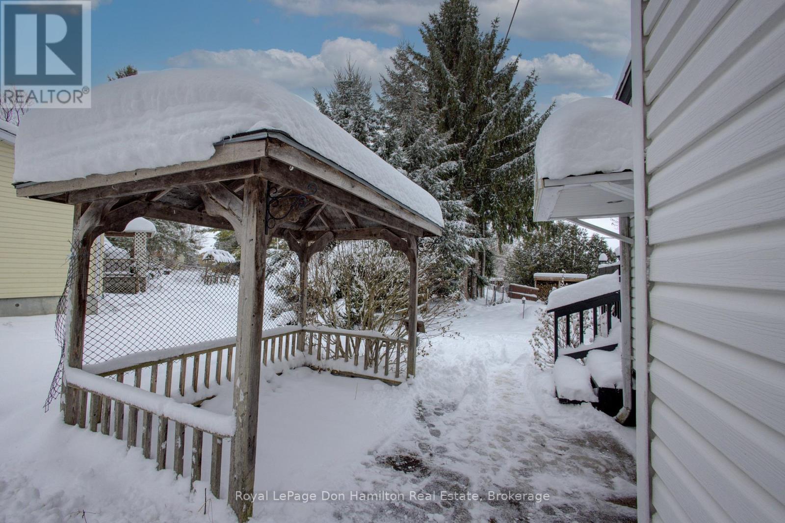 












34 GEORGE STREET N

,
West Grey,




Ontario
N0G1S0

