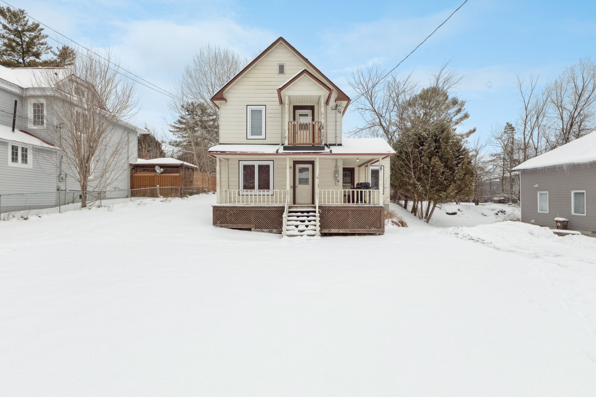 









128


Ch. de Lac-Ste-Marie

,
Lac-Sainte-Marie,




QC
J0X1Z0

