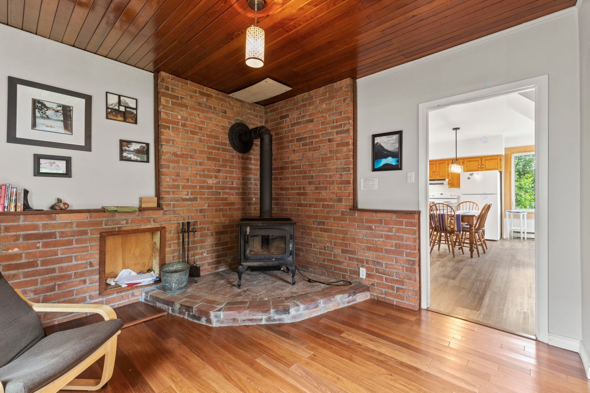 









128


Ch. de Lac-Ste-Marie

,
Lac-Sainte-Marie,




QC
J0X1Z0

