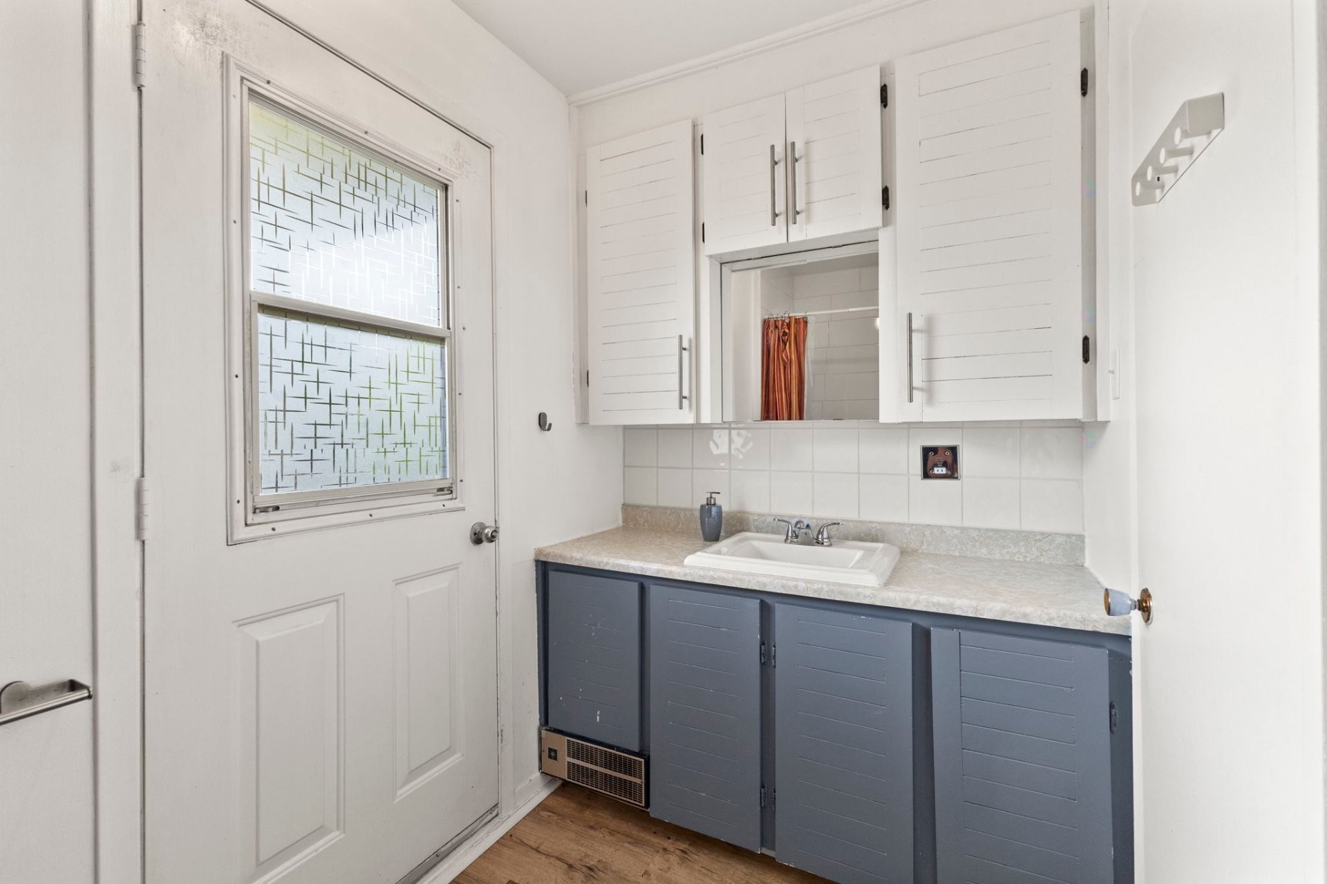 









128


Ch. de Lac-Ste-Marie

,
Lac-Sainte-Marie,




QC
J0X1Z0

