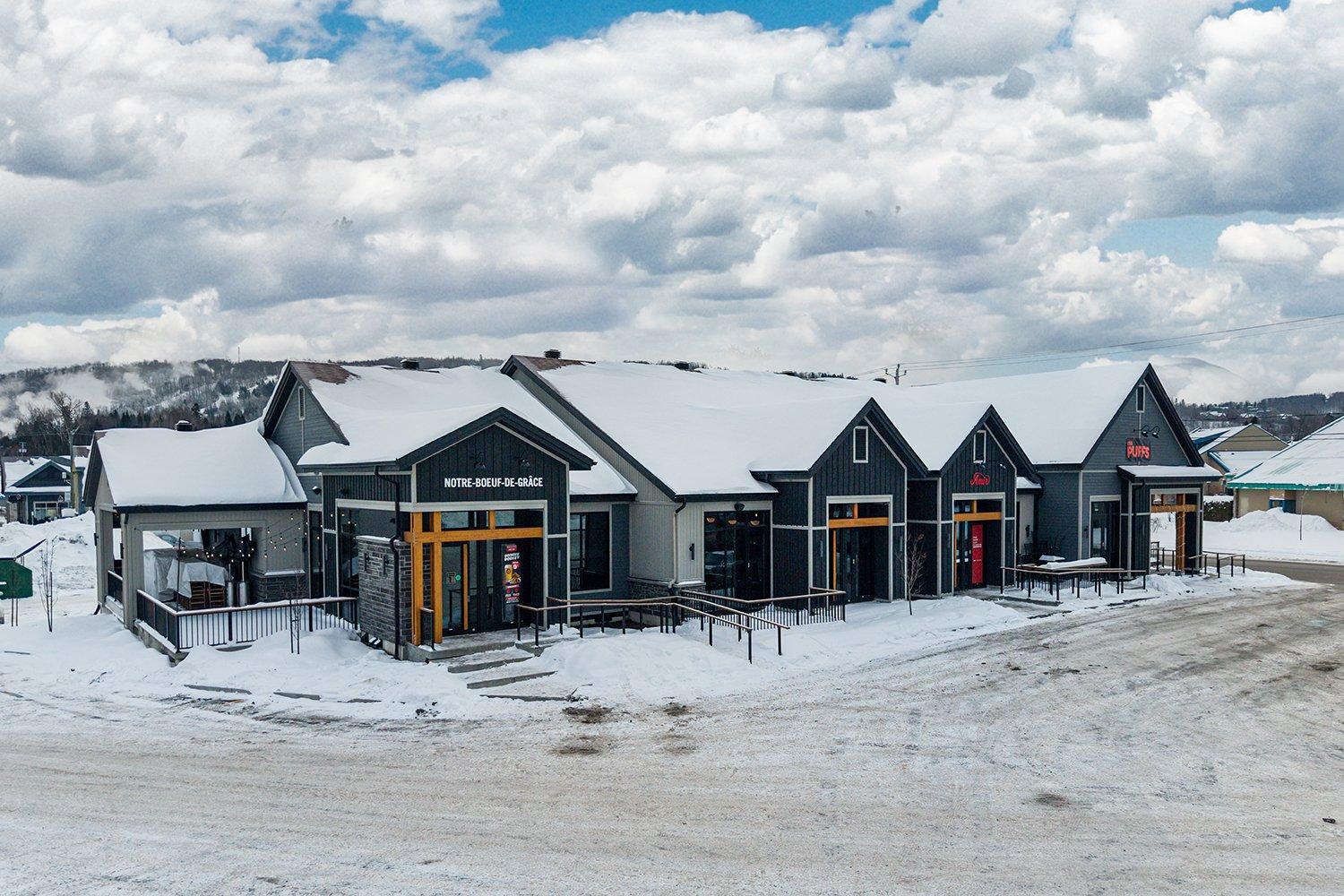 









86


Av. de la Gare

,
Saint-Sauveur,




QC
J0R1R6

