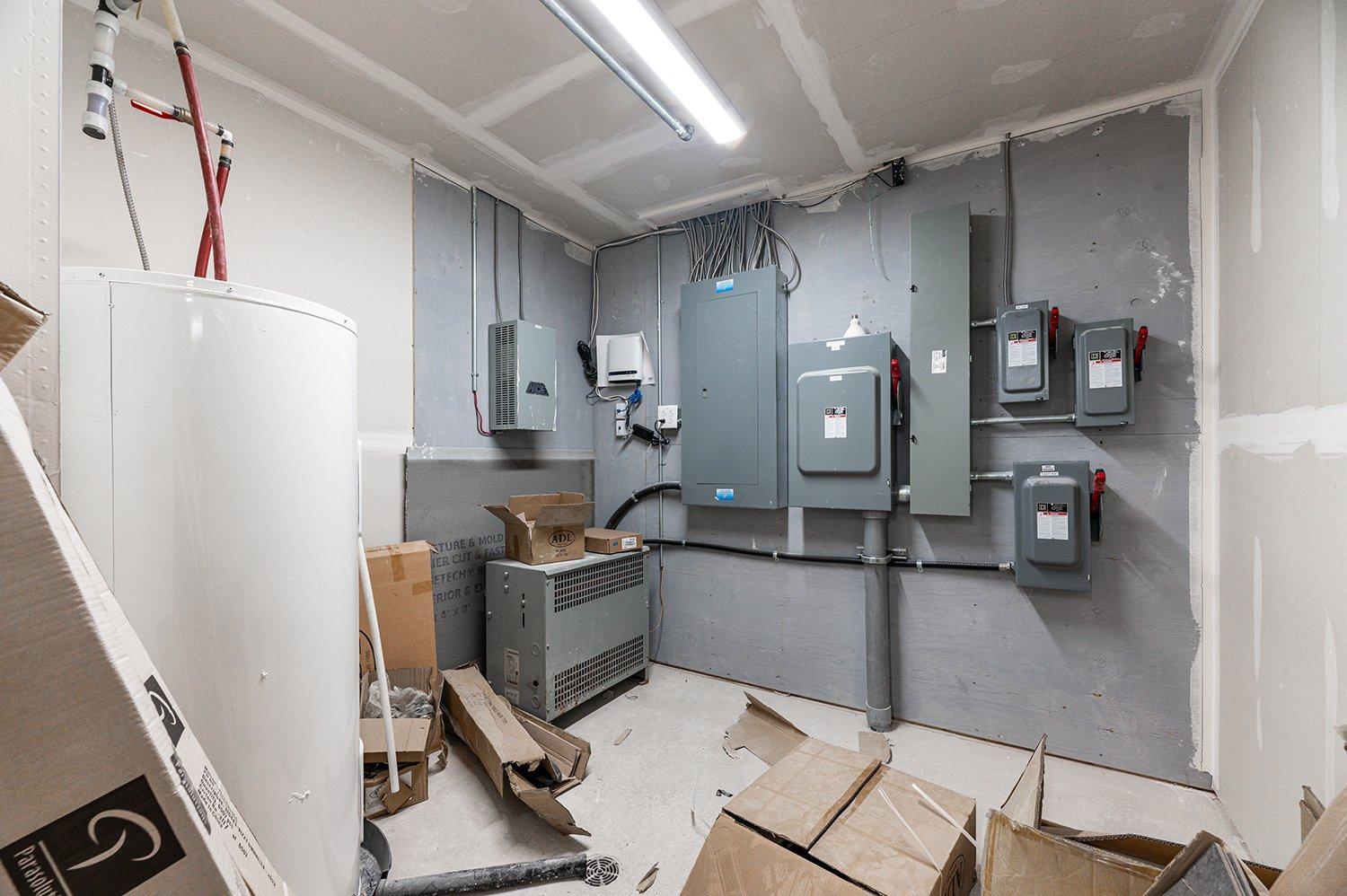 









86


Av. de la Gare

,
Saint-Sauveur,




QC
J0R1R6

