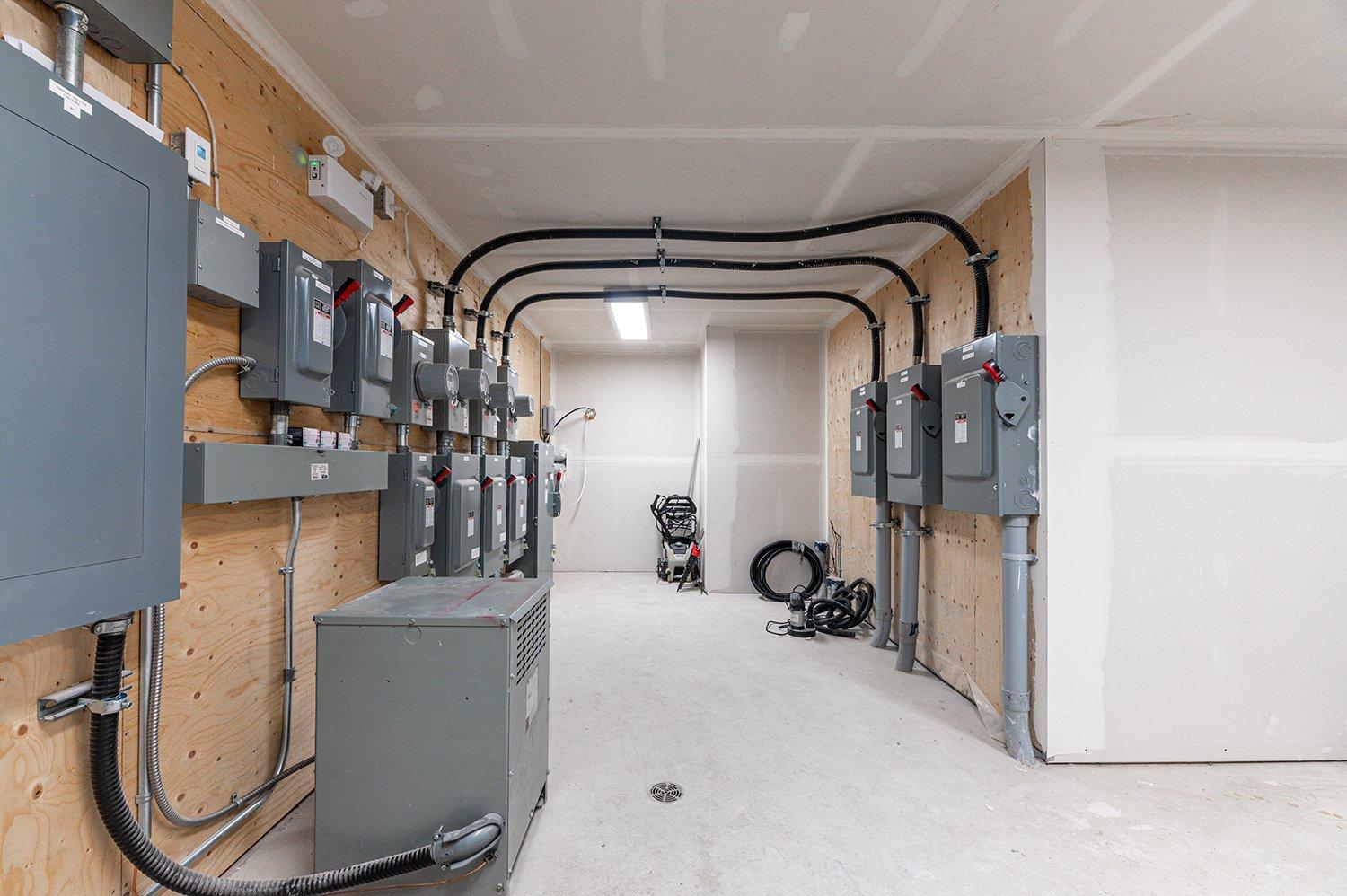 









86


Av. de la Gare

,
Saint-Sauveur,




QC
J0R1R6

