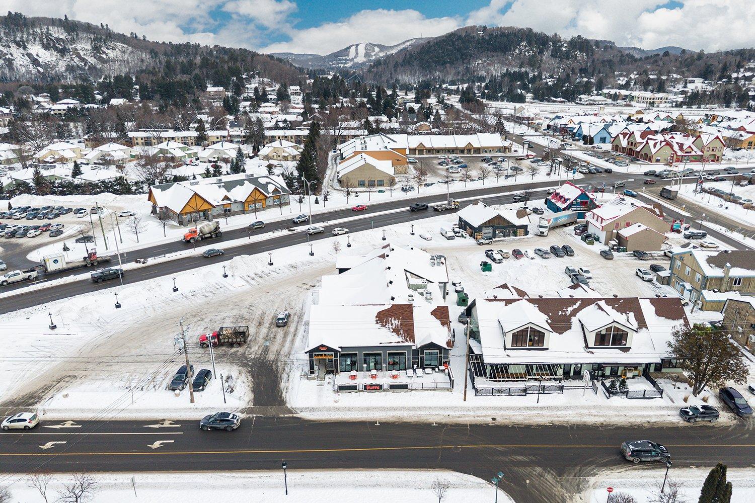 









86


Av. de la Gare

,
Saint-Sauveur,




QC
J0R1R6

