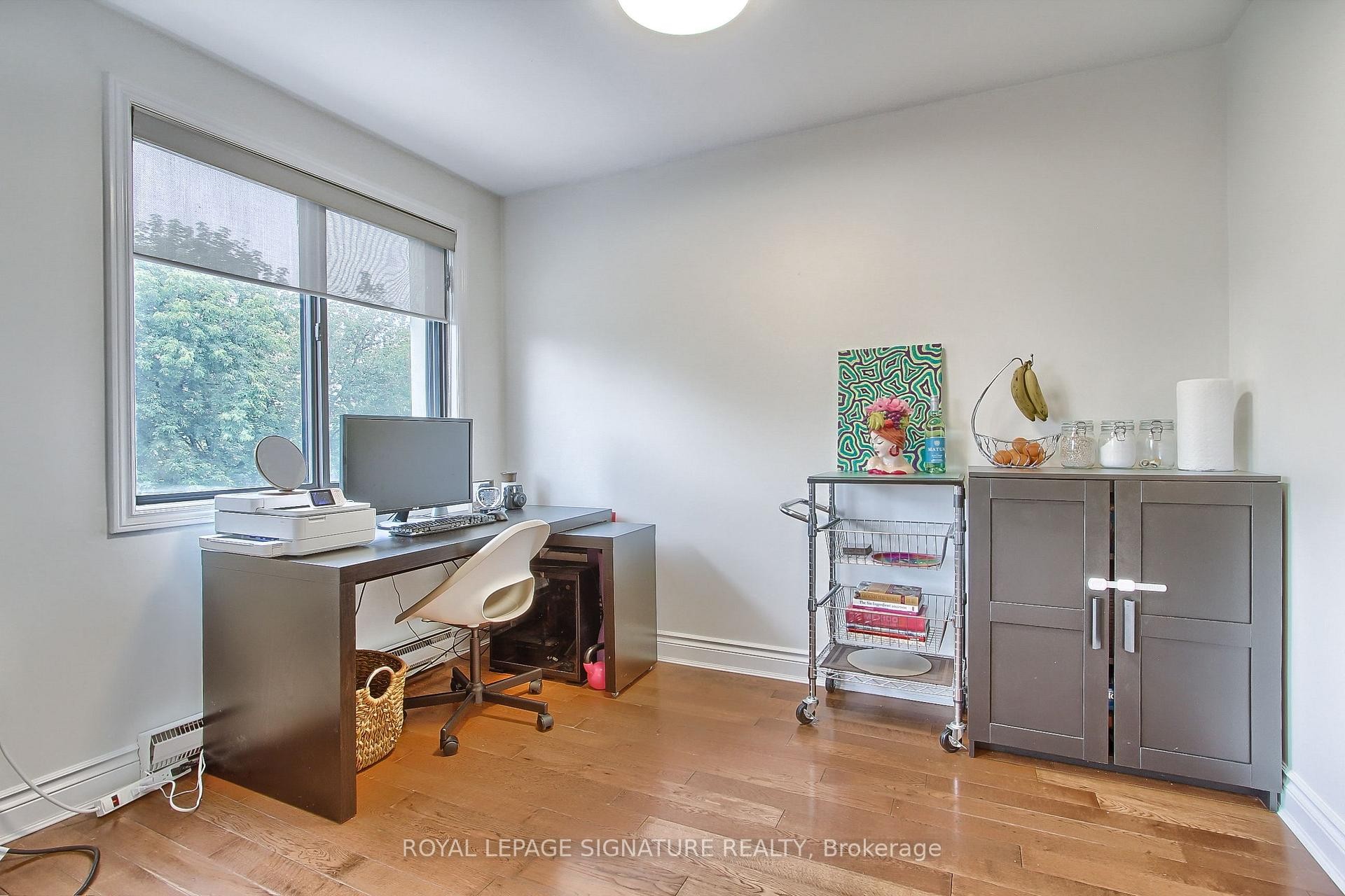 









136


Scanlon

Avenue, 12,
Bradford West Gwillimbury,




ON
L3Z 1G6

