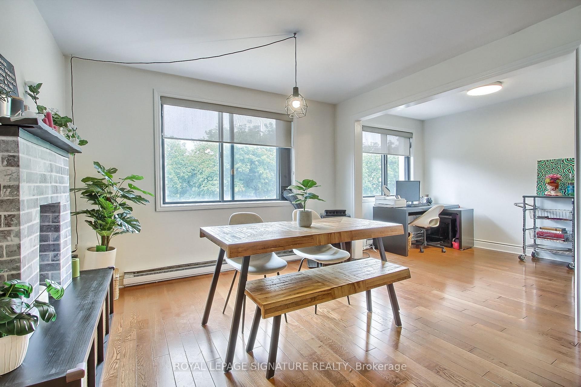 









136


Scanlon

Avenue, 12,
Bradford West Gwillimbury,




ON
L3Z 1G6

