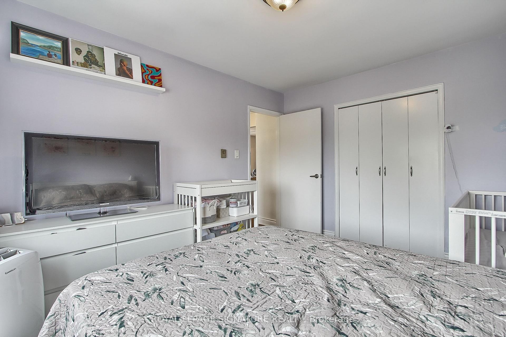 









136


Scanlon

Avenue, 12,
Bradford West Gwillimbury,




ON
L3Z 1G6

