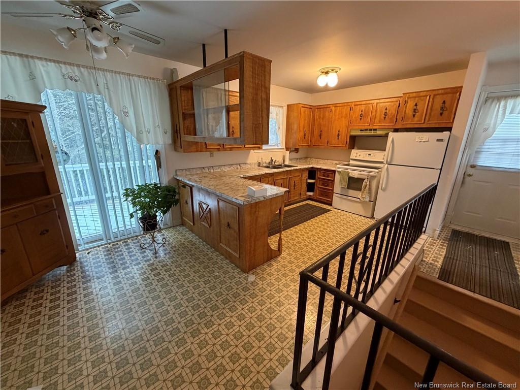 









2166


Carron

DR,
Bathurst,




NB
E2A 6A1

