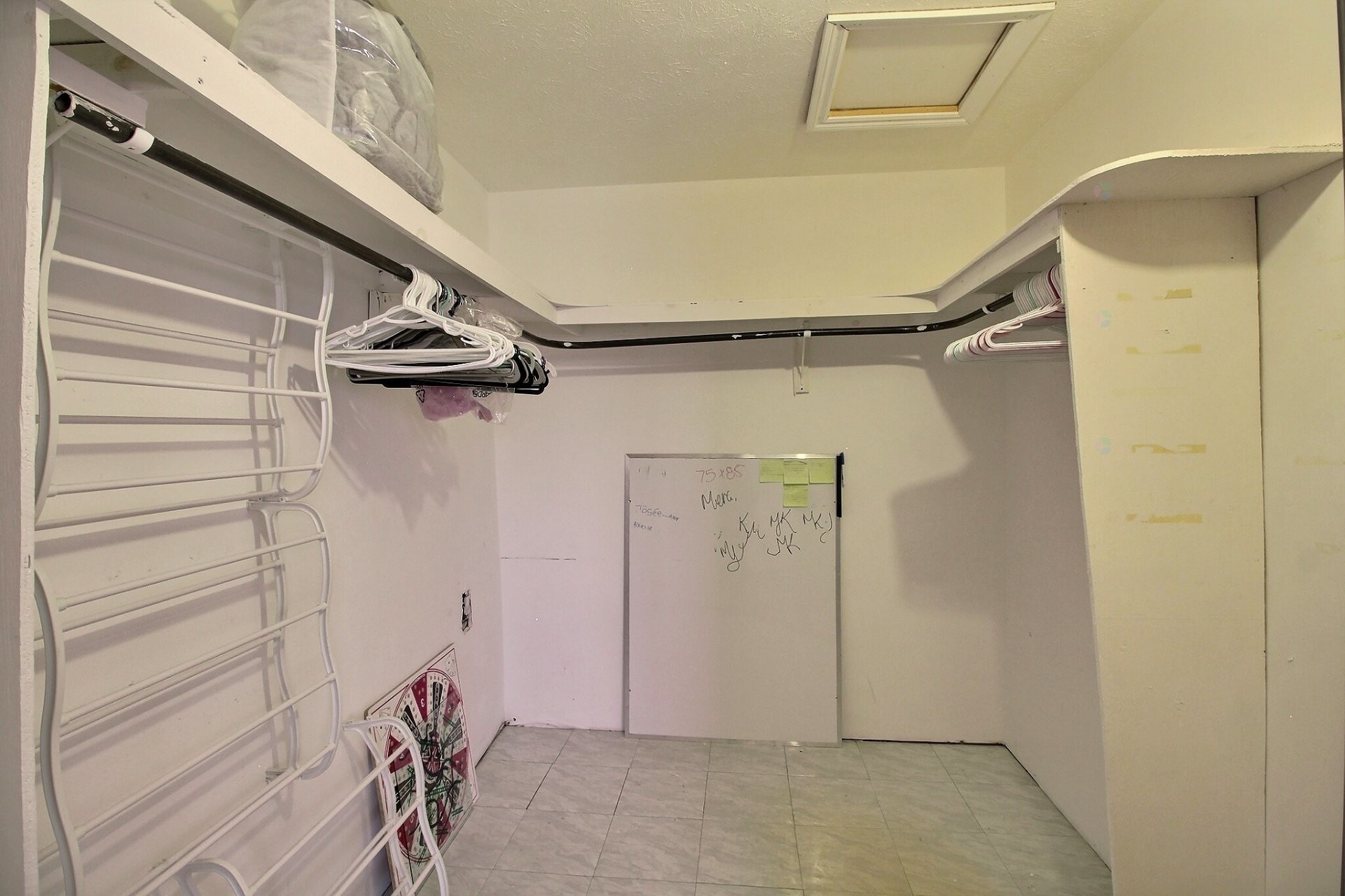 









5285


Rue Mills

,
Sherbrooke (Brompton/Rock Forest/Saint-Élie/Deauville),




QC
J1N3B6

