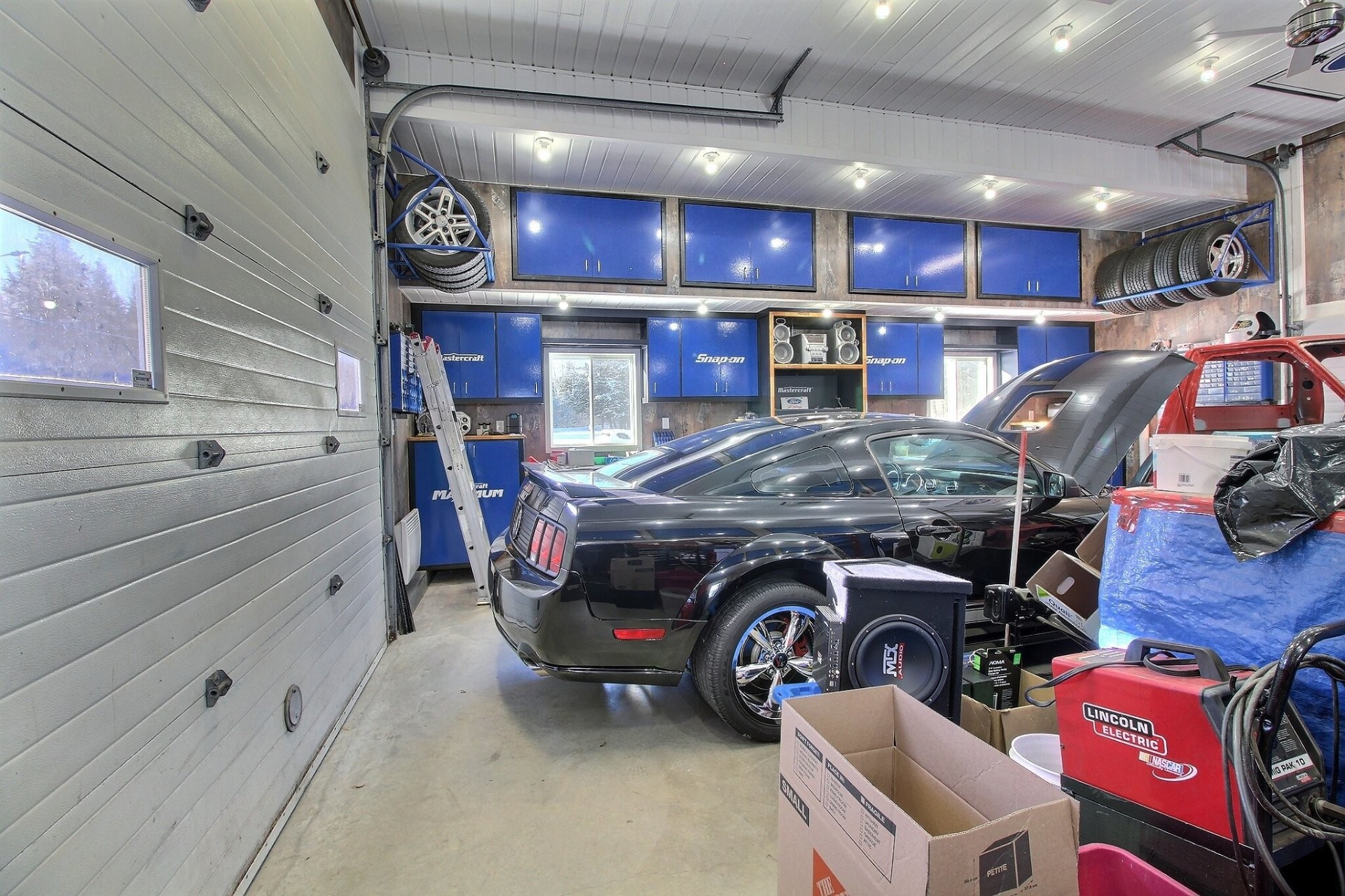 









5285


Rue Mills

,
Sherbrooke (Brompton/Rock Forest/Saint-Élie/Deauville),




QC
J1N3B6

