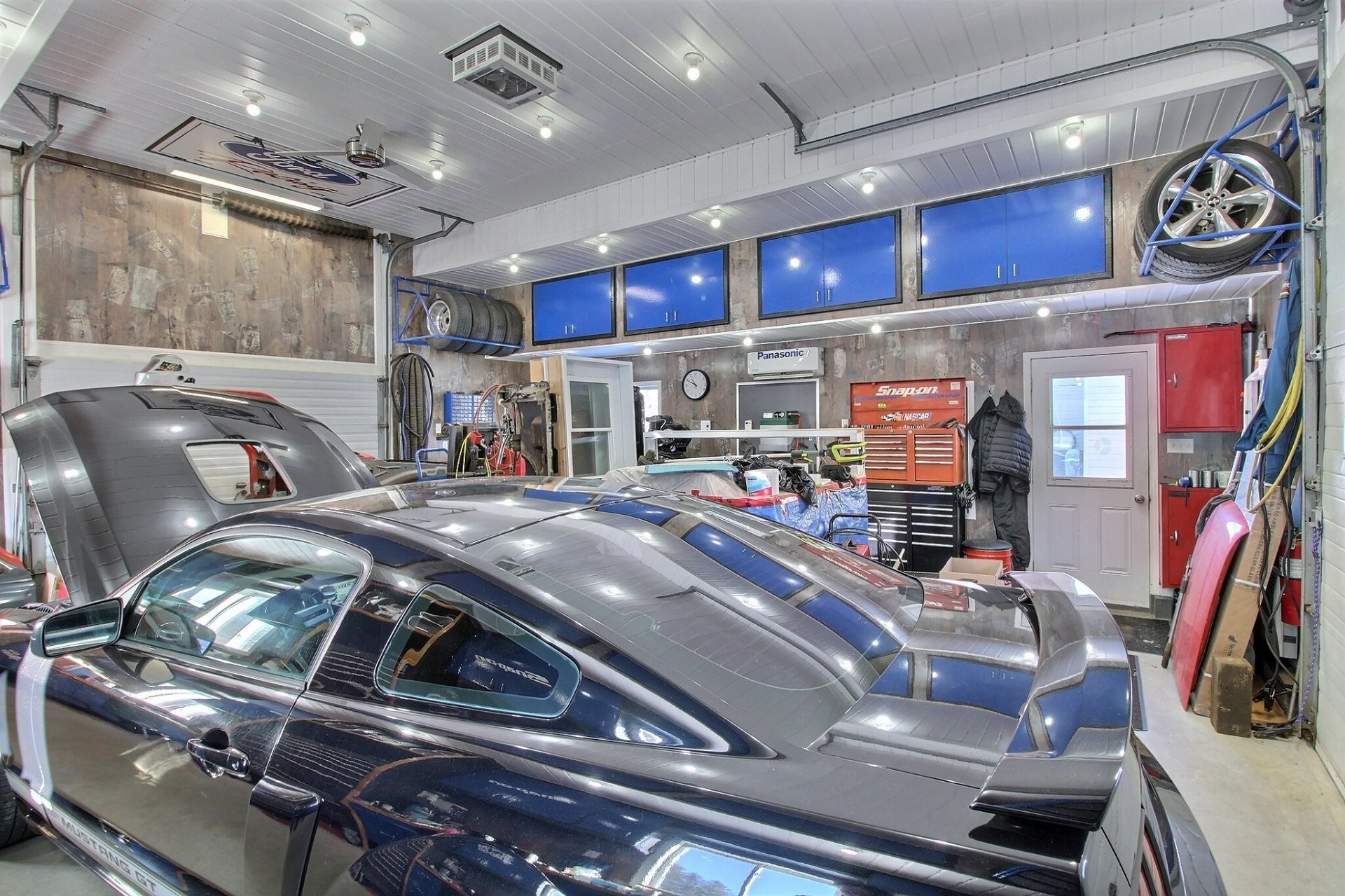 









5285


Rue Mills

,
Sherbrooke (Brompton/Rock Forest/Saint-Élie/Deauville),




QC
J1N3B6

