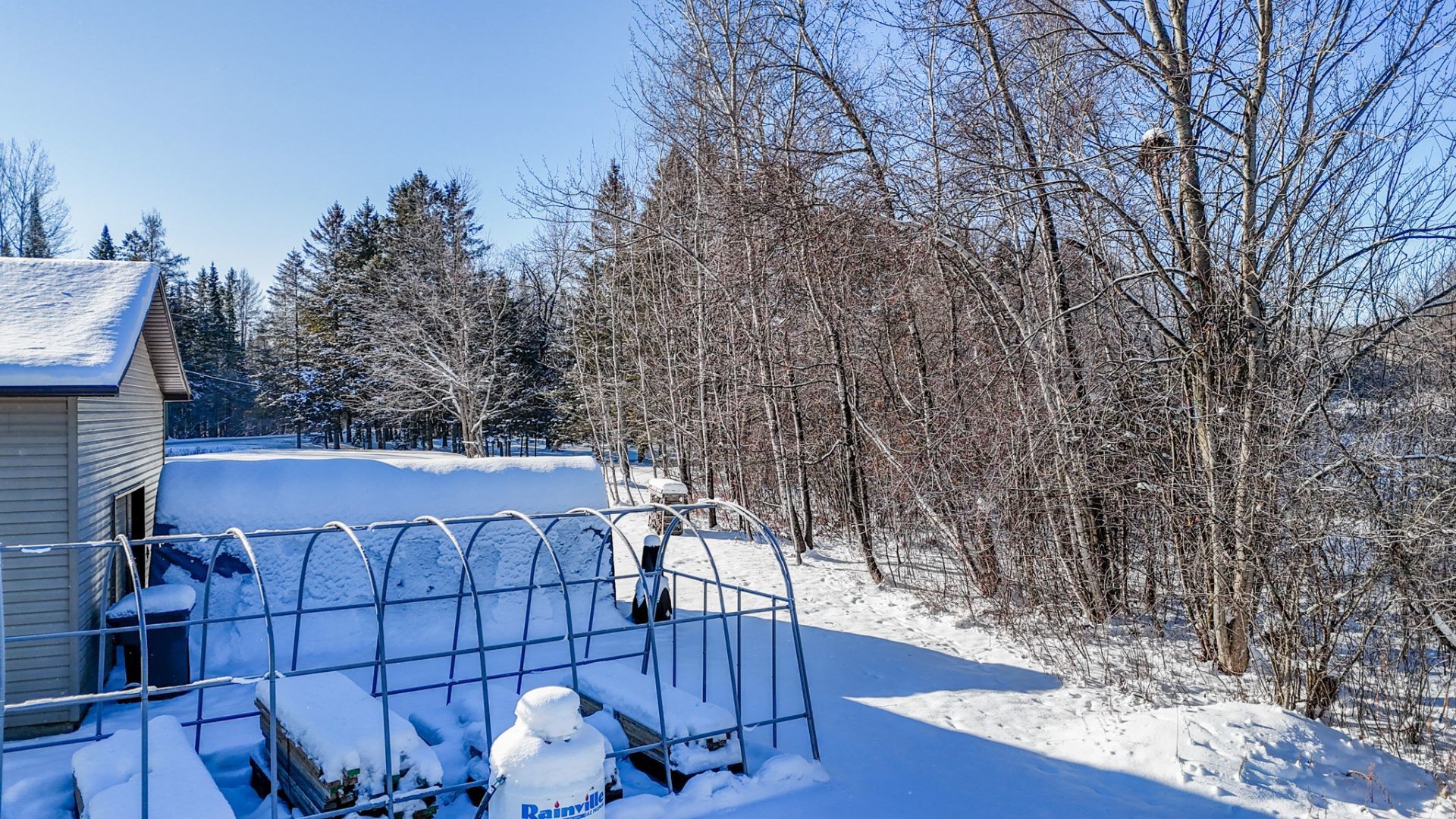 









5285


Rue Mills

,
Sherbrooke (Brompton/Rock Forest/Saint-Élie/Deauville),




QC
J1N3B6

