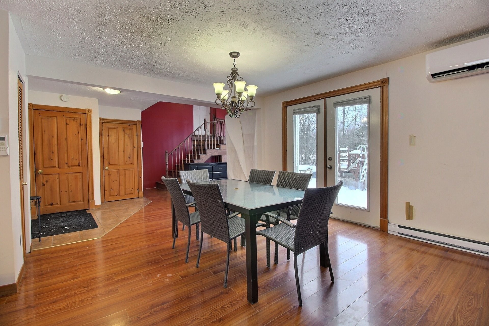 









5285


Rue Mills

,
Sherbrooke (Brompton/Rock Forest/Saint-Élie/Deauville),




QC
J1N3B6

