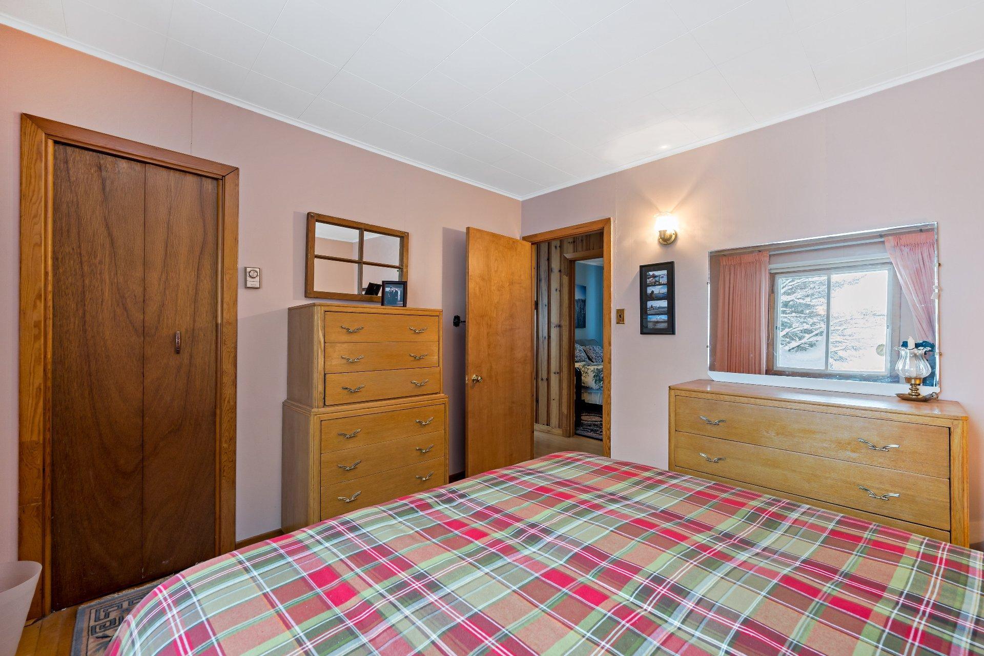 









202


Ch. Brunette

,
Lac-Supérieur,




QC
J0T1P0

