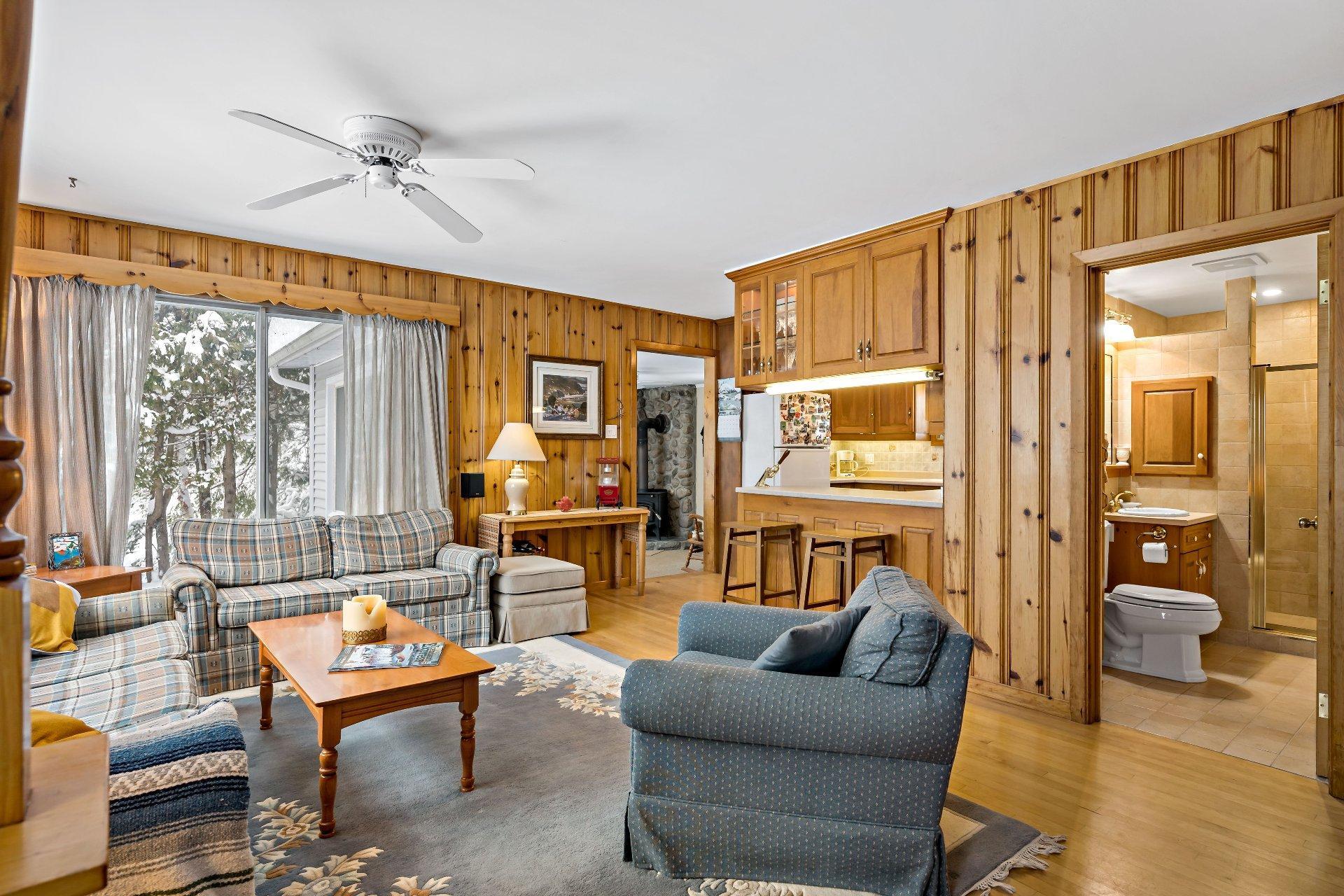 









202


Ch. Brunette

,
Lac-Supérieur,




QC
J0T1P0

