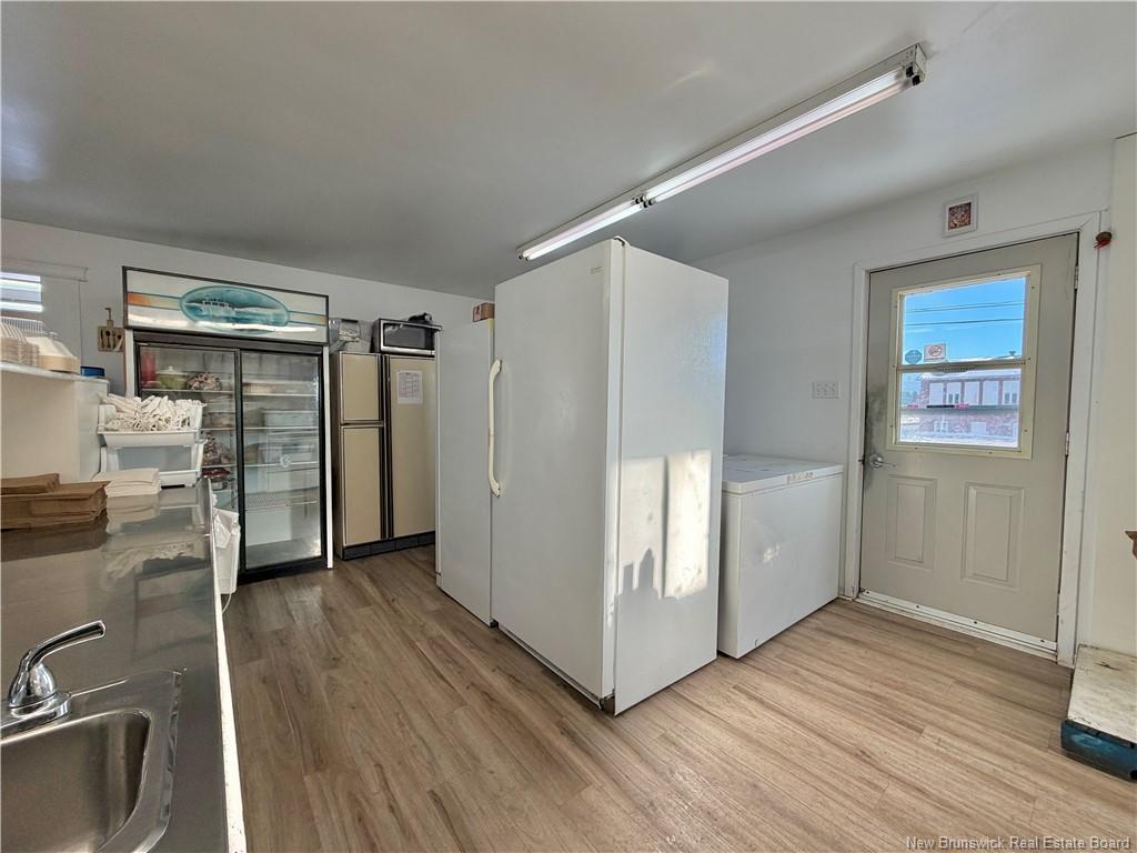 









1805


322

RTE,
Robertville,




NB
E8K 2T6

