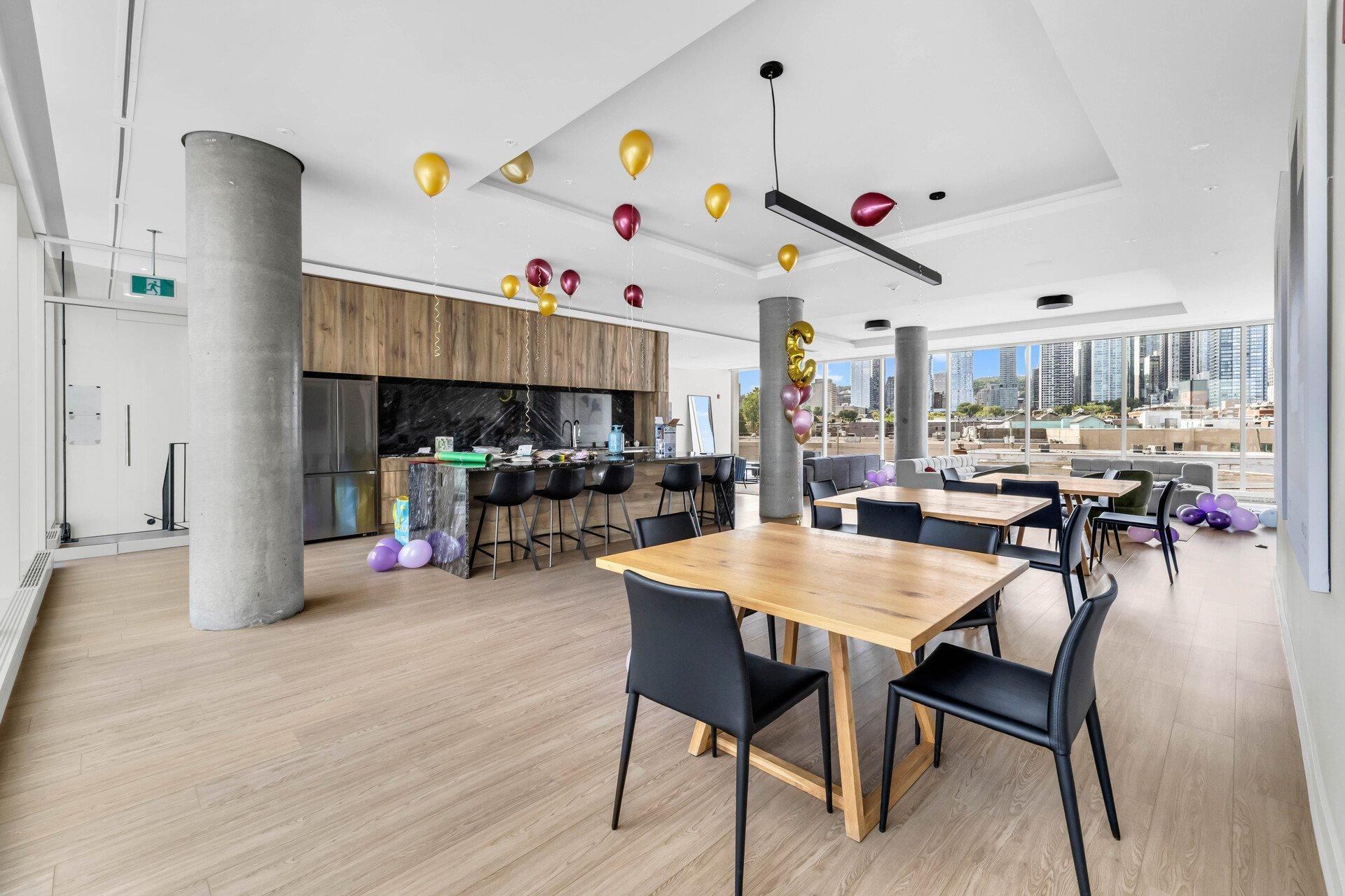 









1400


Rue Ottawa

, 827A,
Montréal (Le Sud-Ouest),




QC
H3C0Y9

