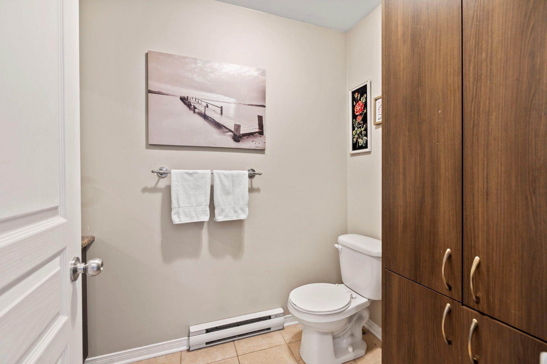 









19


Rue du Frère-André-Daoust

,
Rigaud,




QC
J0P1P0

