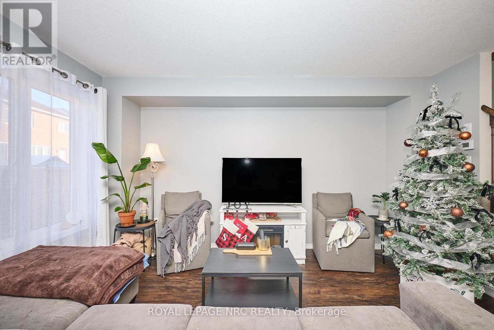 












7759 WHITE PINE CRESCENT

,
Niagara Falls (Brown),




Ontario
L2H0P1

