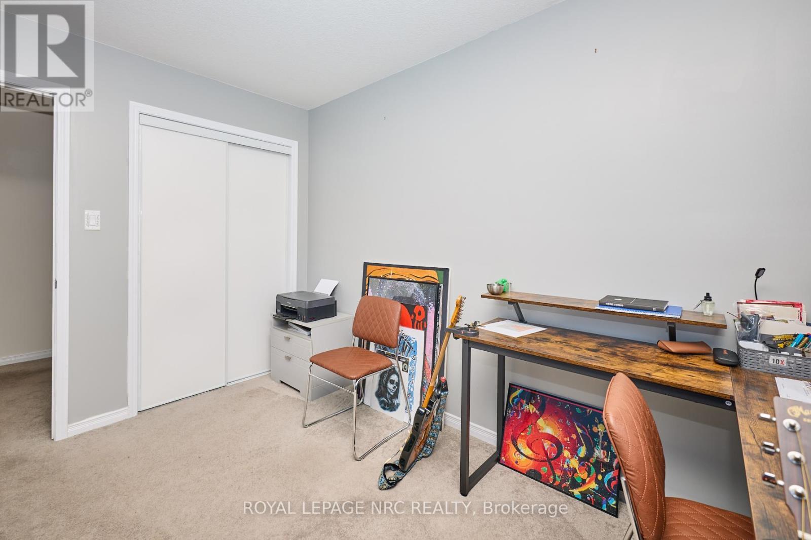 












7759 WHITE PINE CRESCENT

,
Niagara Falls (Brown),




Ontario
L2H0P1

