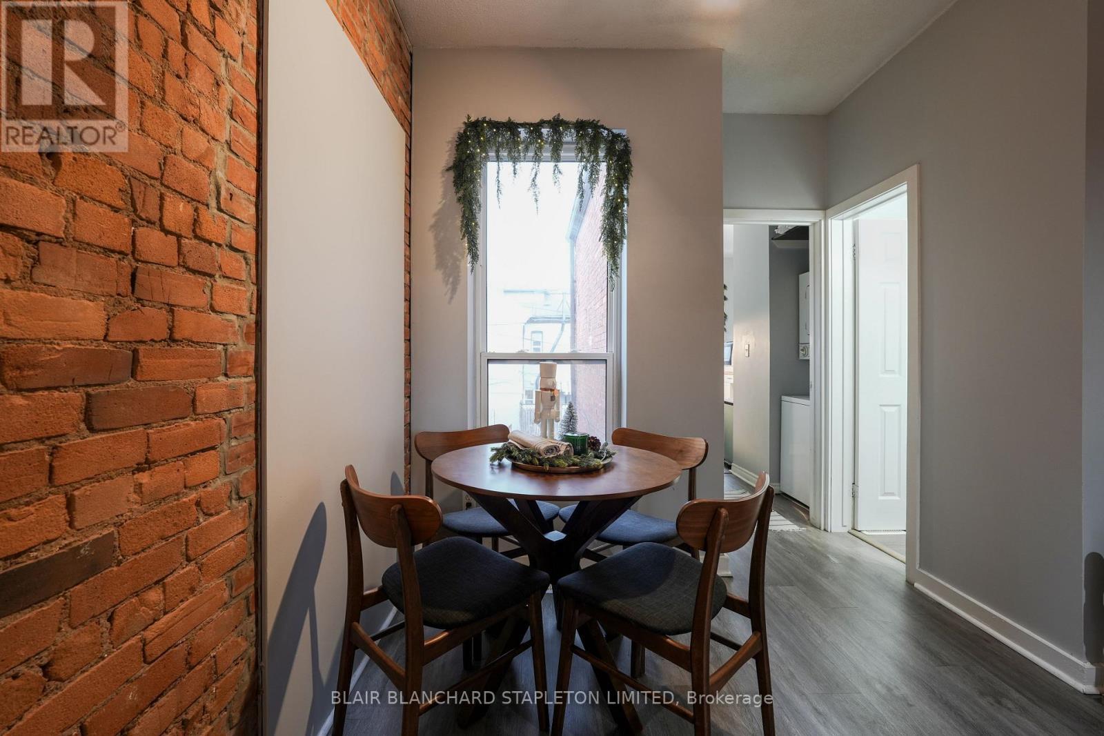 












267-277 KING WILLIAM STREET

,
Hamilton,




Ontario
L8L1N9

