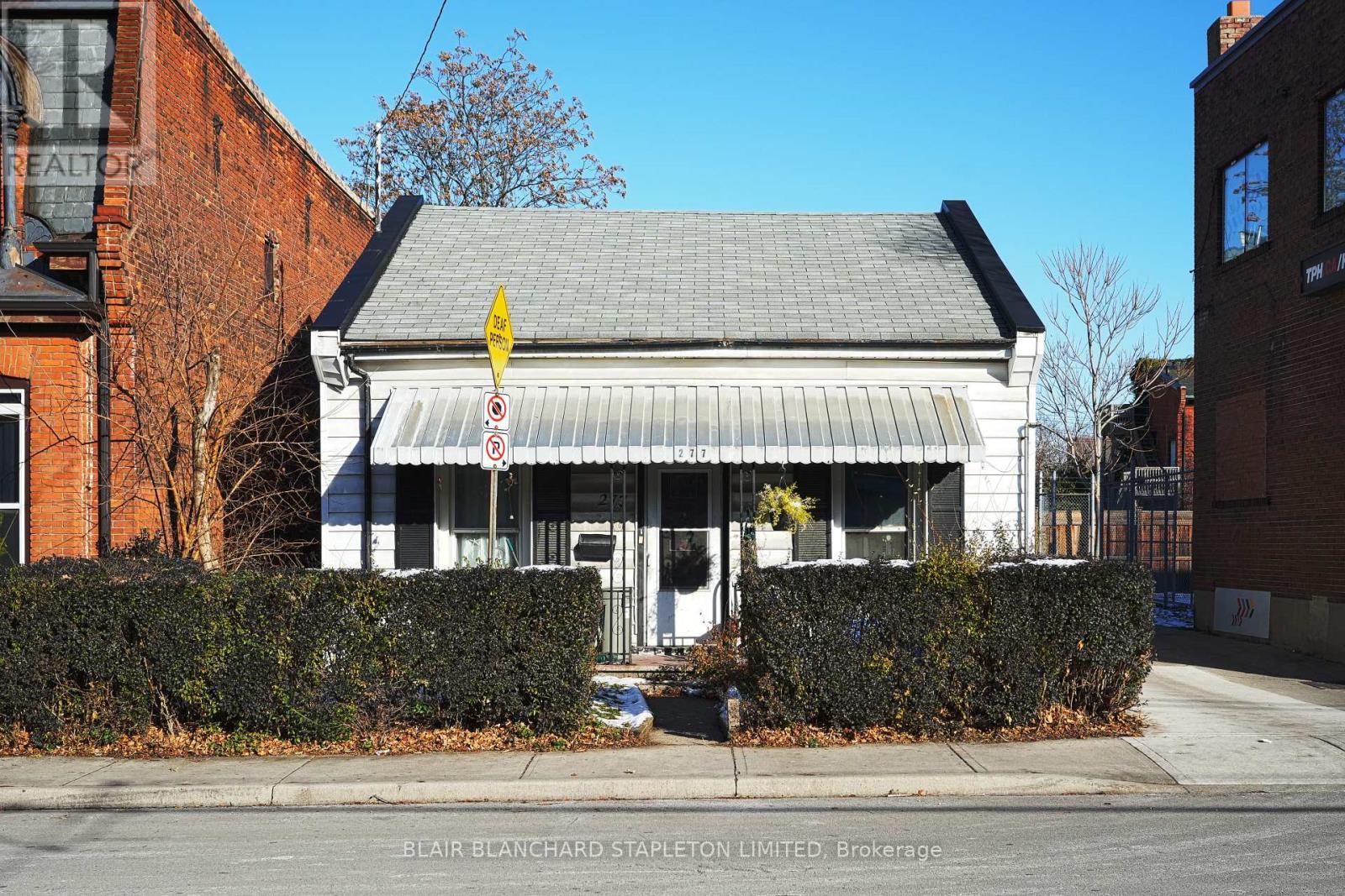 












267-277 KING WILLIAM STREET

,
Hamilton,




Ontario
L8L1N9

