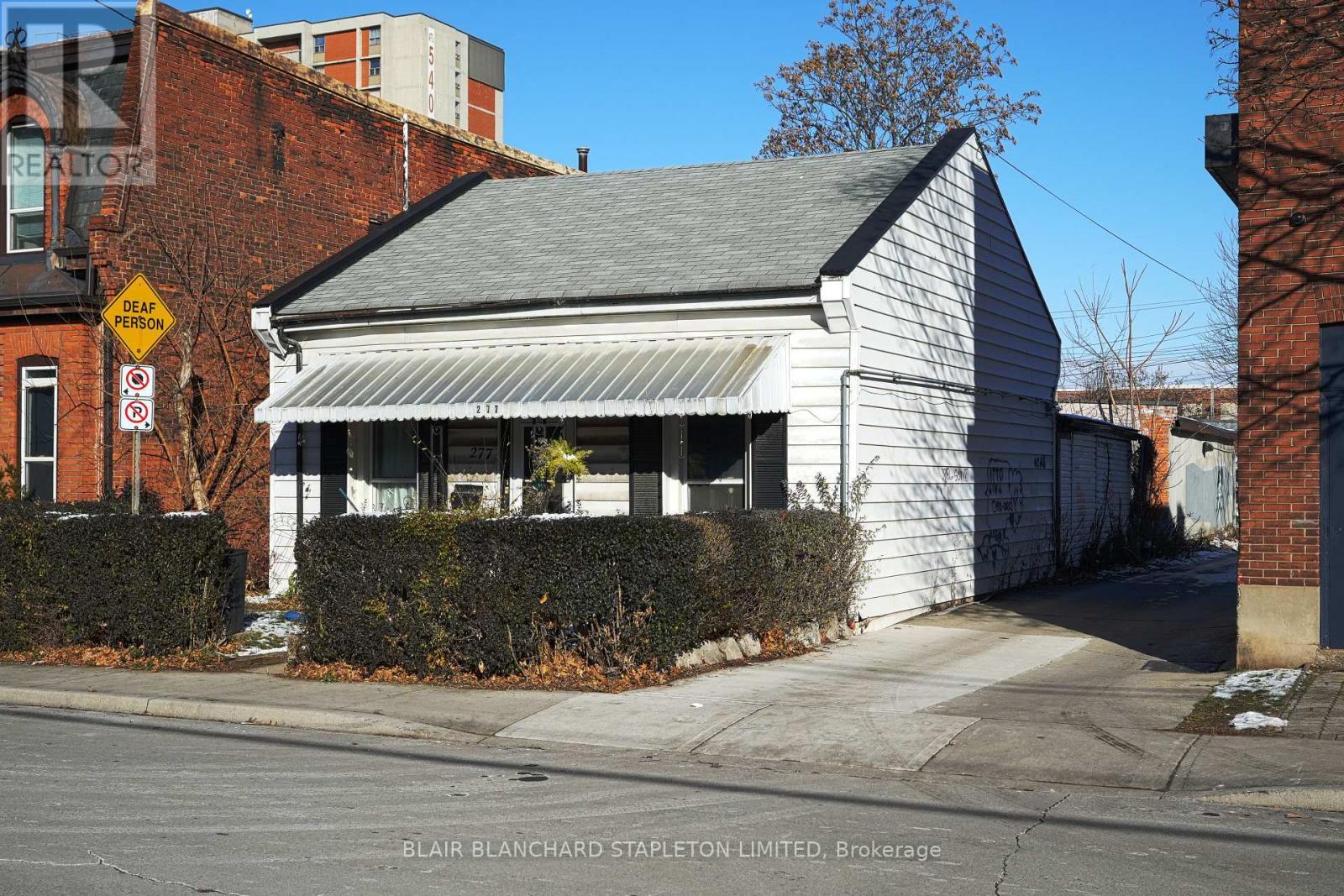 












267-277 KING WILLIAM STREET

,
Hamilton,




Ontario
L8L1N9

