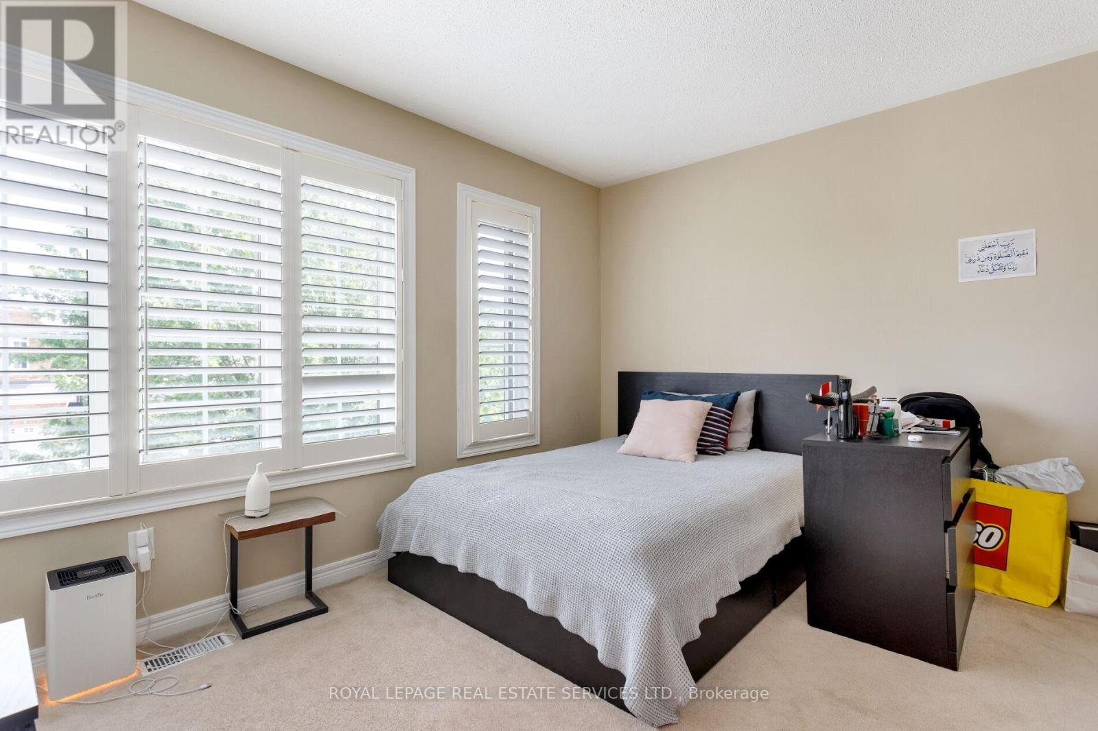 












3137 COUNTESS CRESCENT

,
Mississauga,




Ontario
L5M0E1

