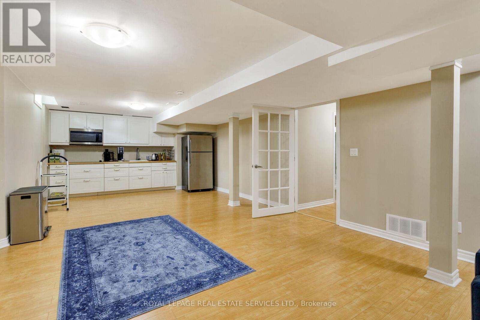 












3137 COUNTESS CRESCENT

,
Mississauga,




Ontario
L5M0E1

