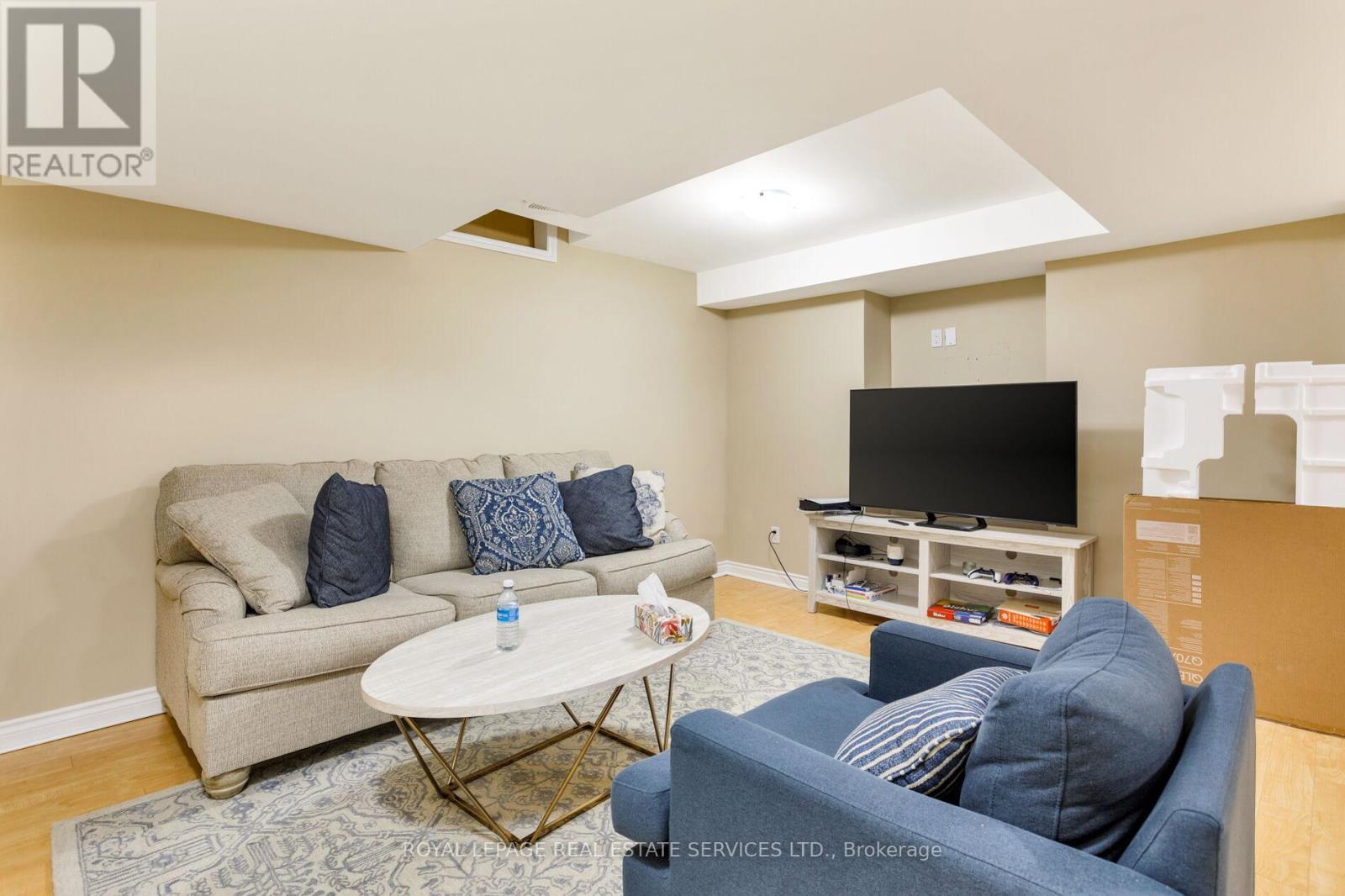 












3137 COUNTESS CRESCENT

,
Mississauga,




Ontario
L5M0E1

