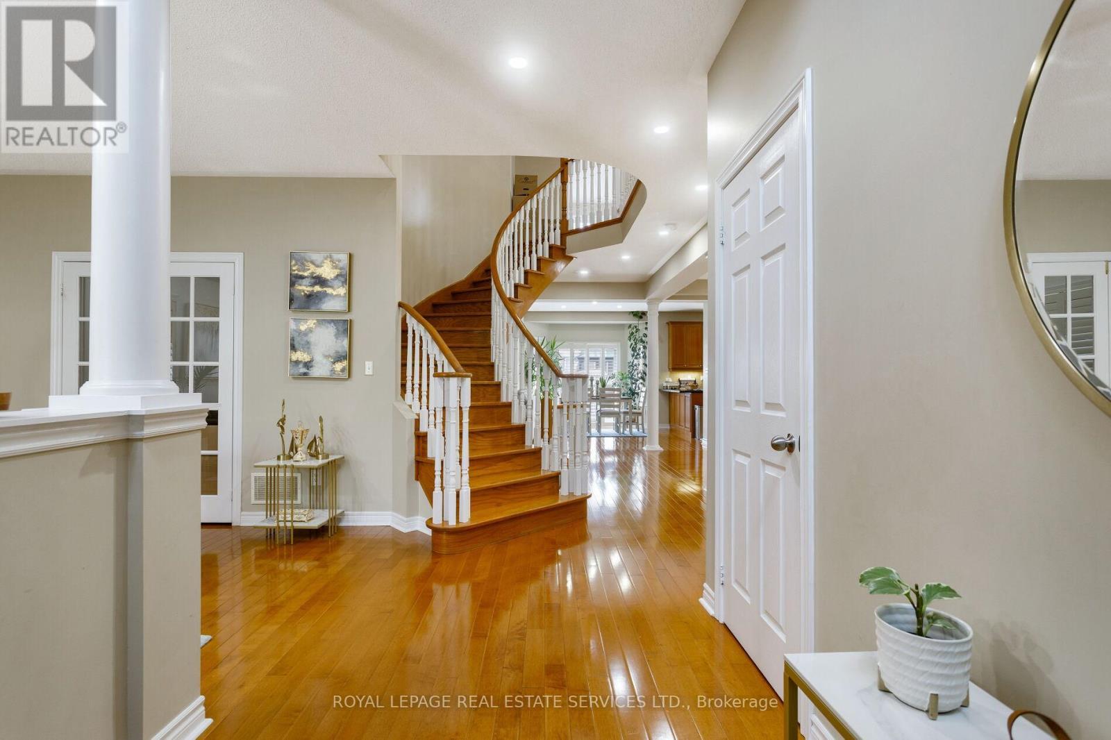 












3137 COUNTESS CRESCENT

,
Mississauga,




Ontario
L5M0E1

