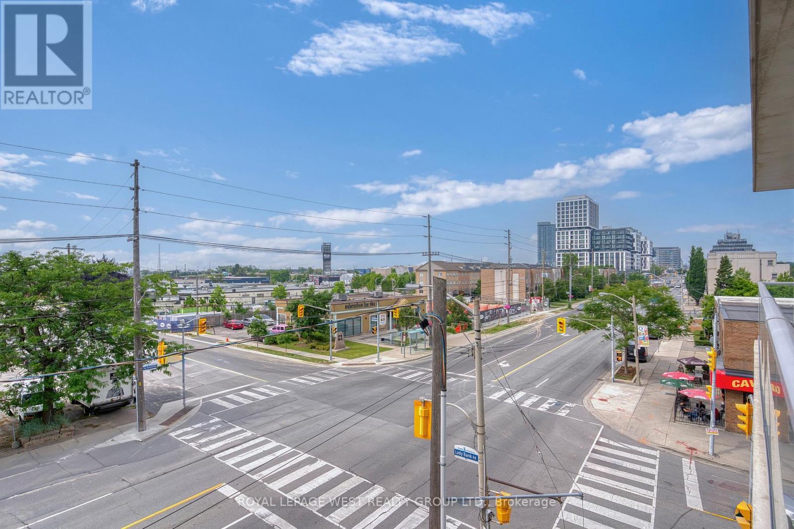 












301 - 51 LADY BANK ROAD

,
Toronto,




Ontario
M8Z0C9

