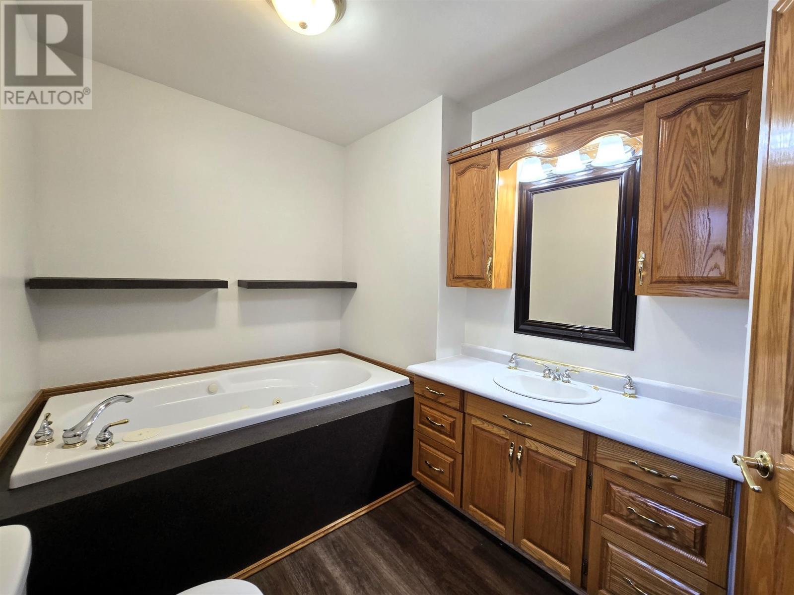 












138 Lakeside AVE

,
Blind River,




Ontario
P0R1B0

